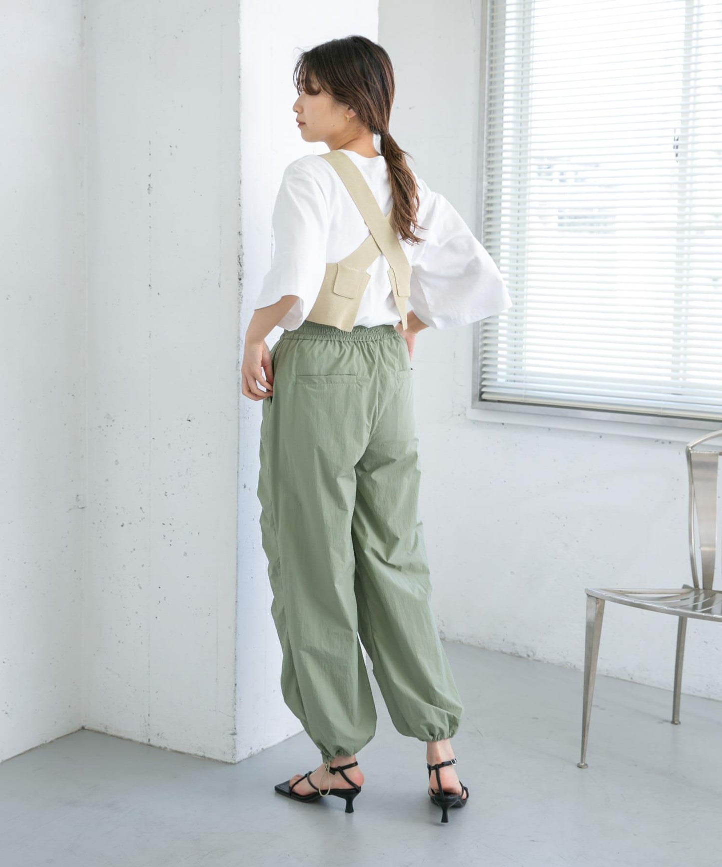 背部交叉針織吊帶背心