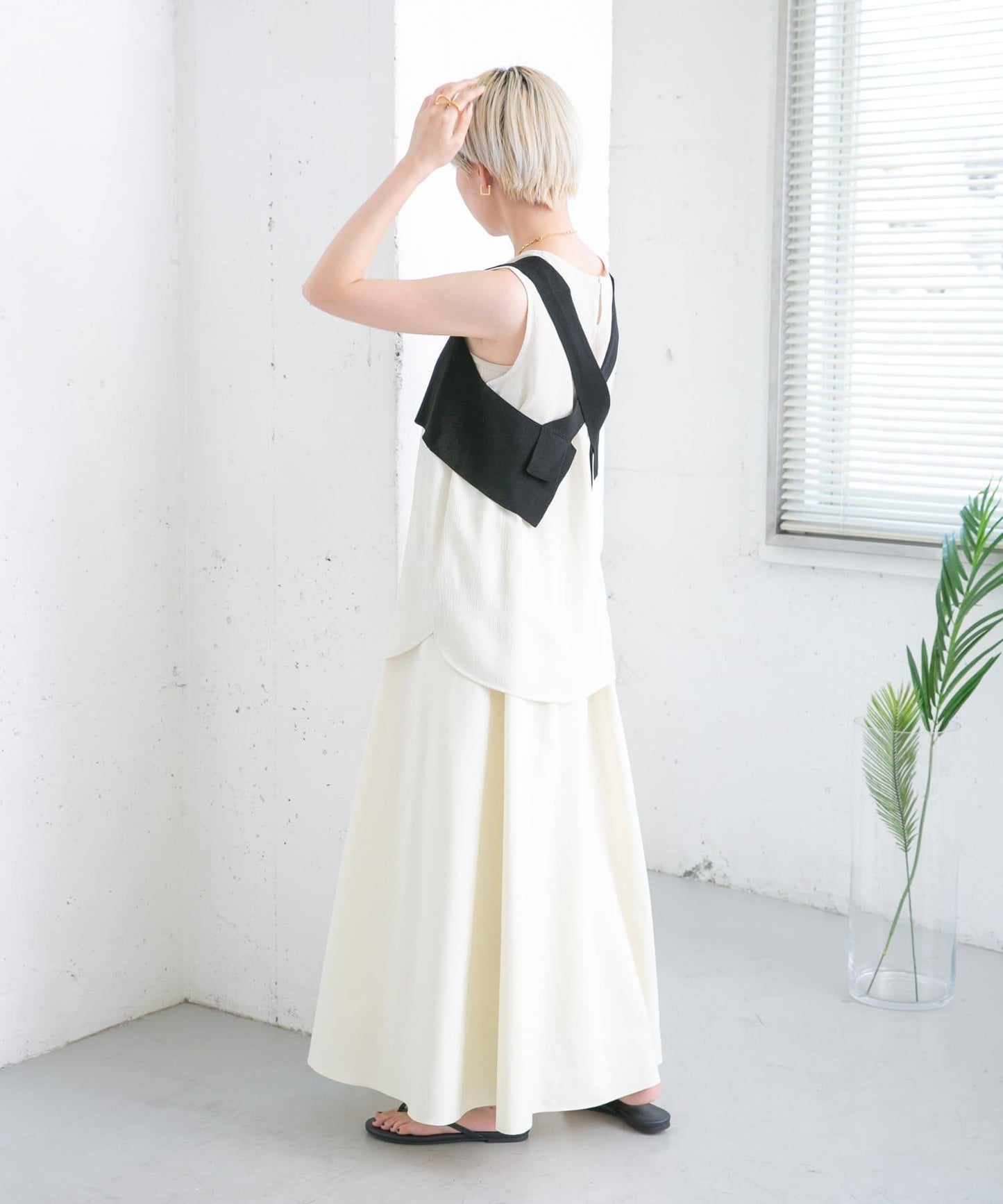 背部交叉針織吊帶背心