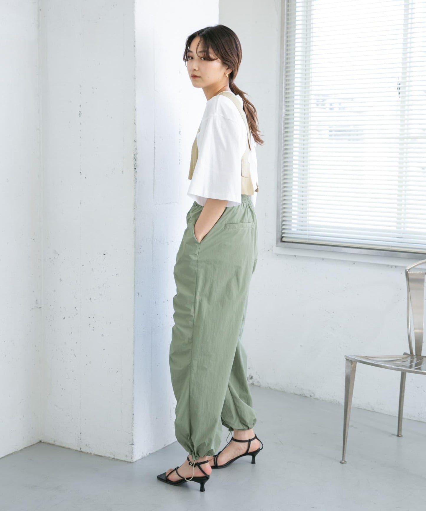 背部交叉針織吊帶背心