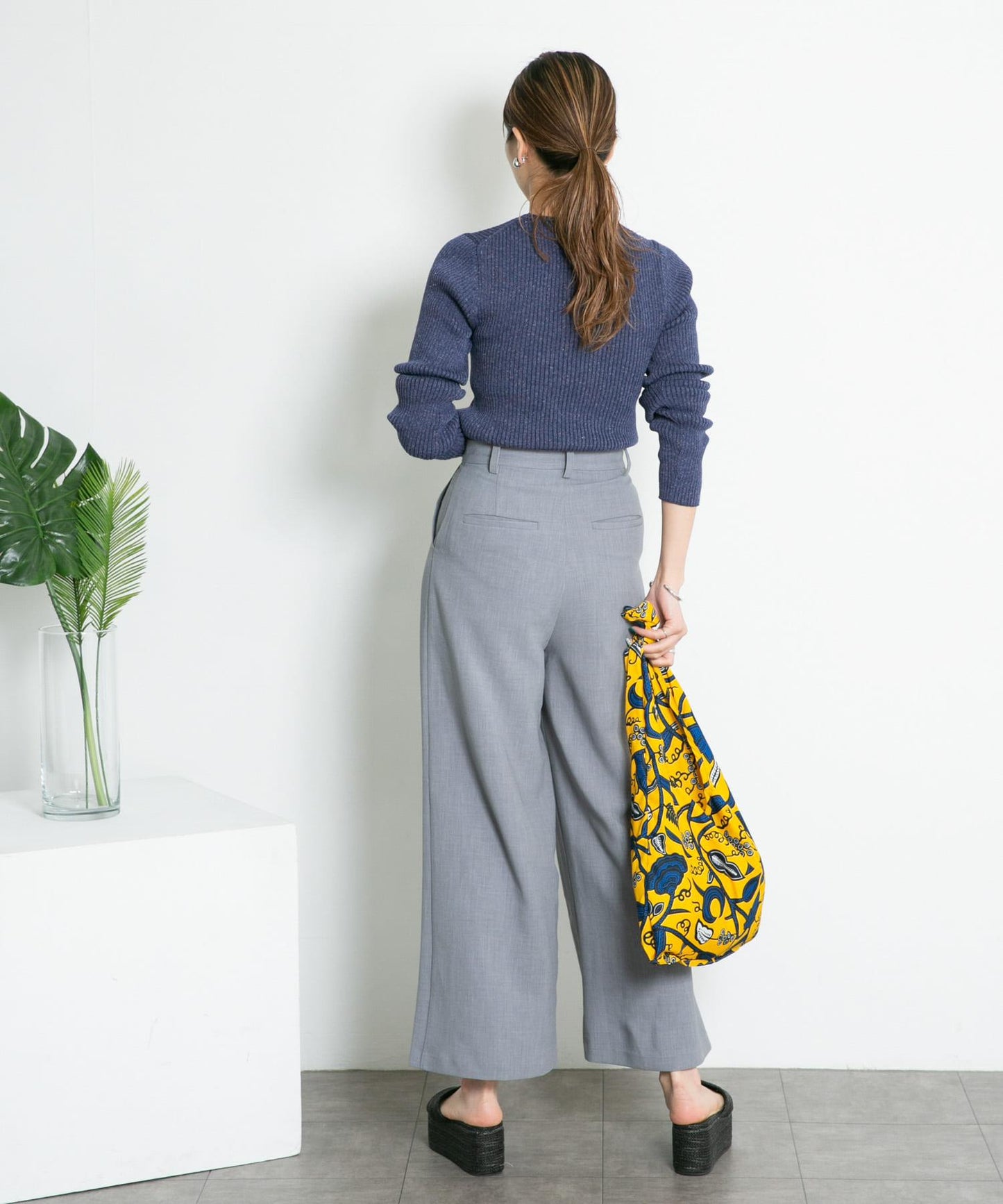 混色羅紋圓領針織衫