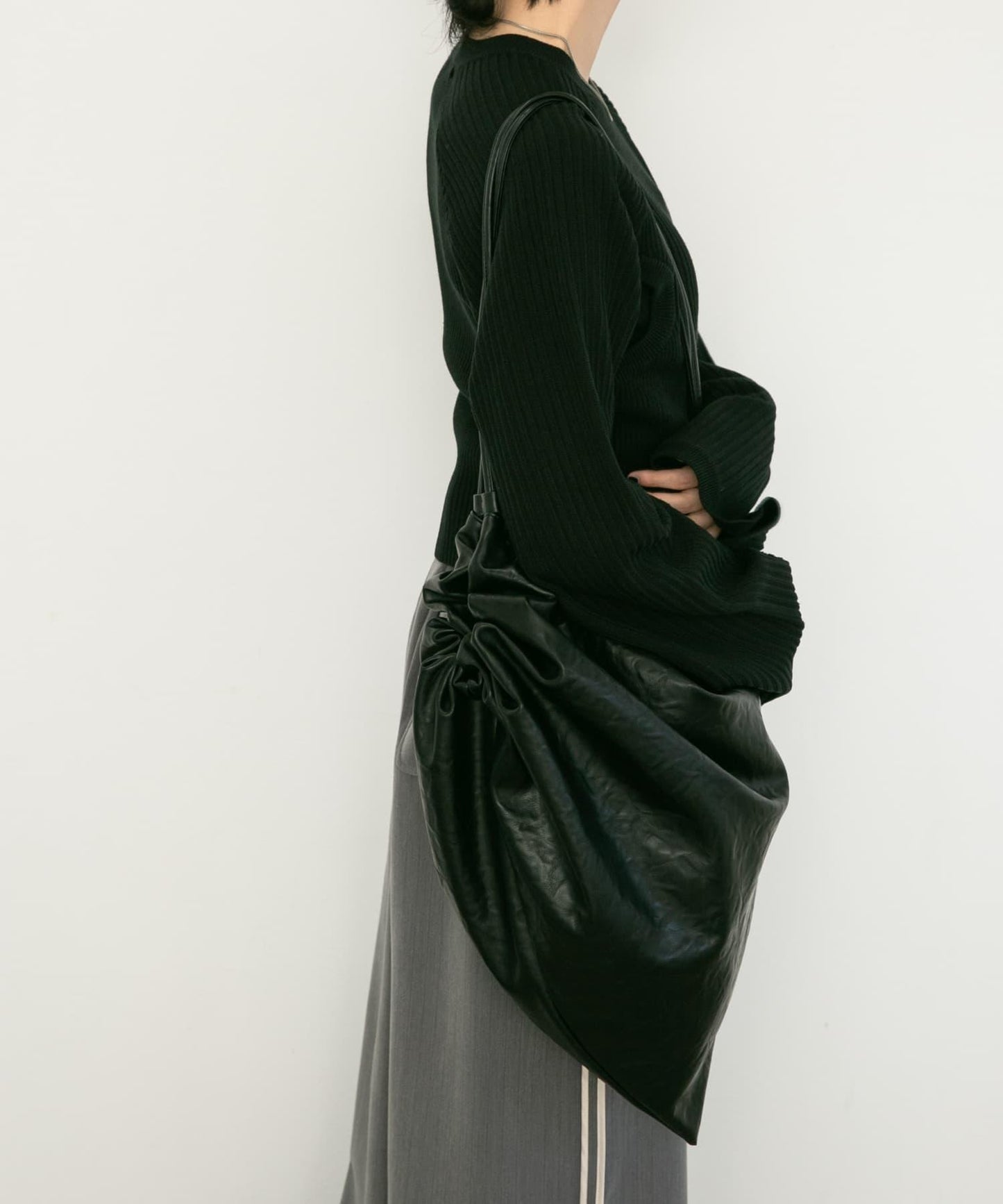 鏤空設計針織衫