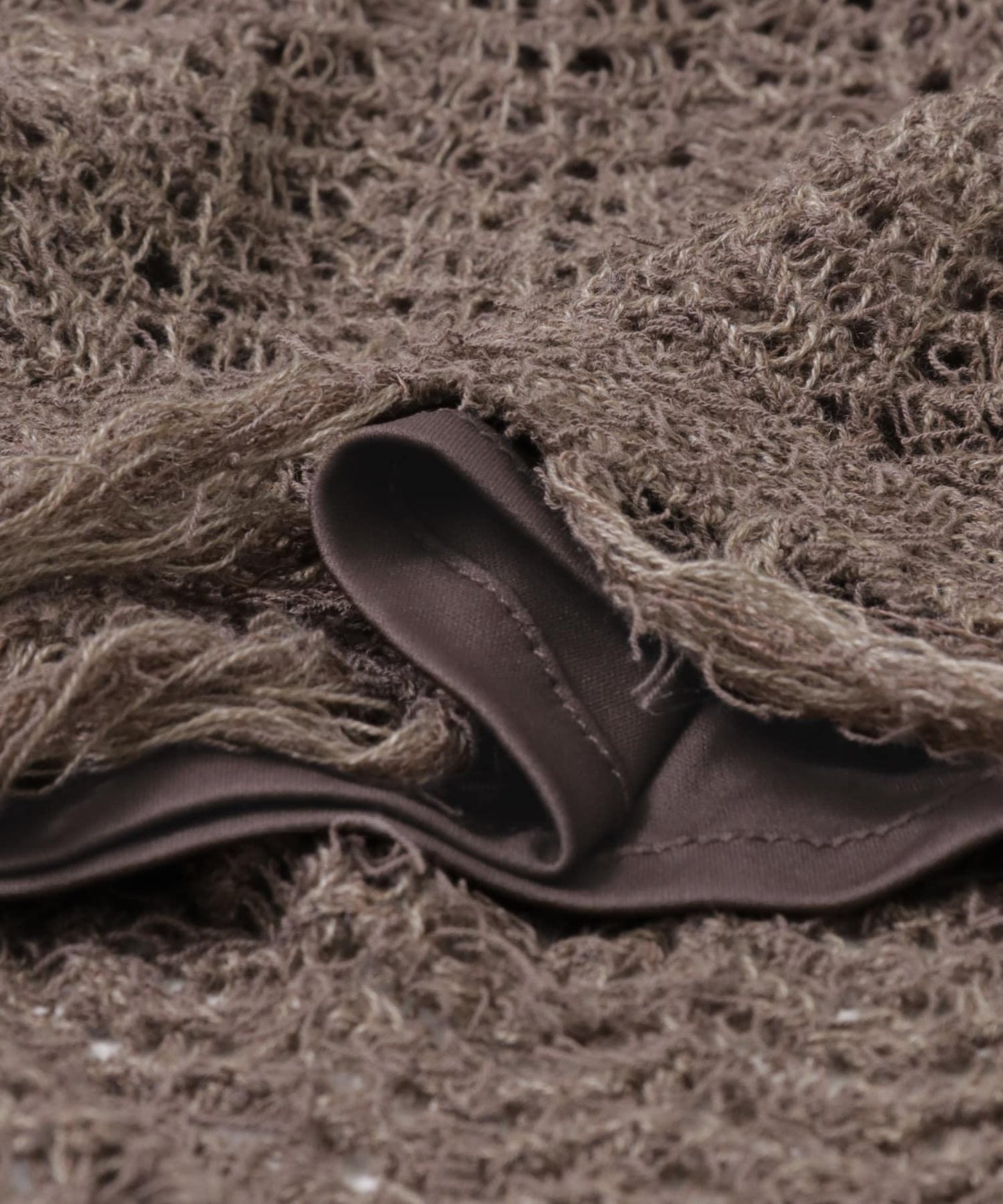 流蘇鏤空針織半身裙