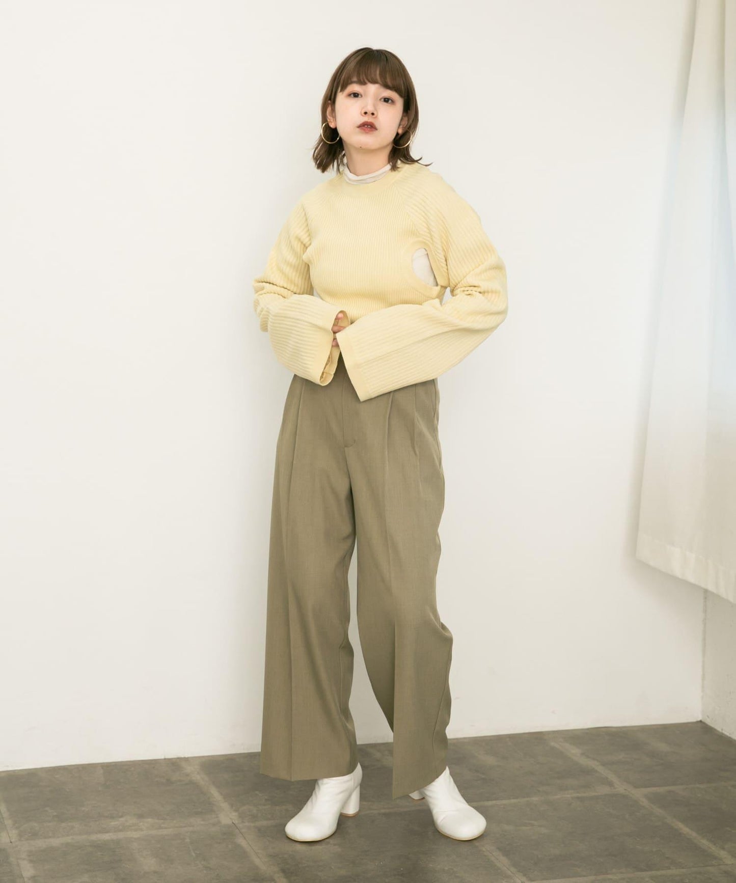 鏤空設計針織衫