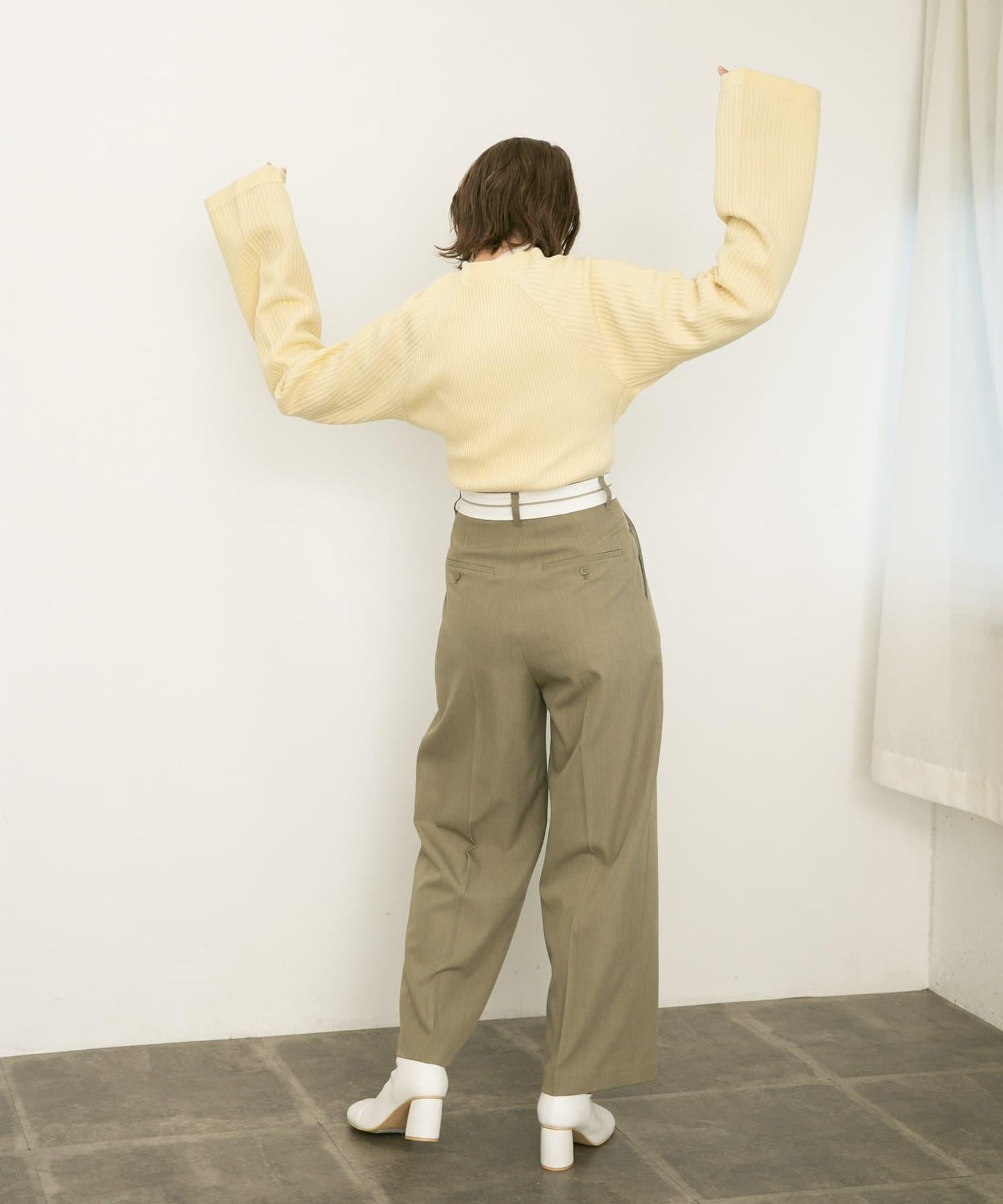 鏤空設計針織衫