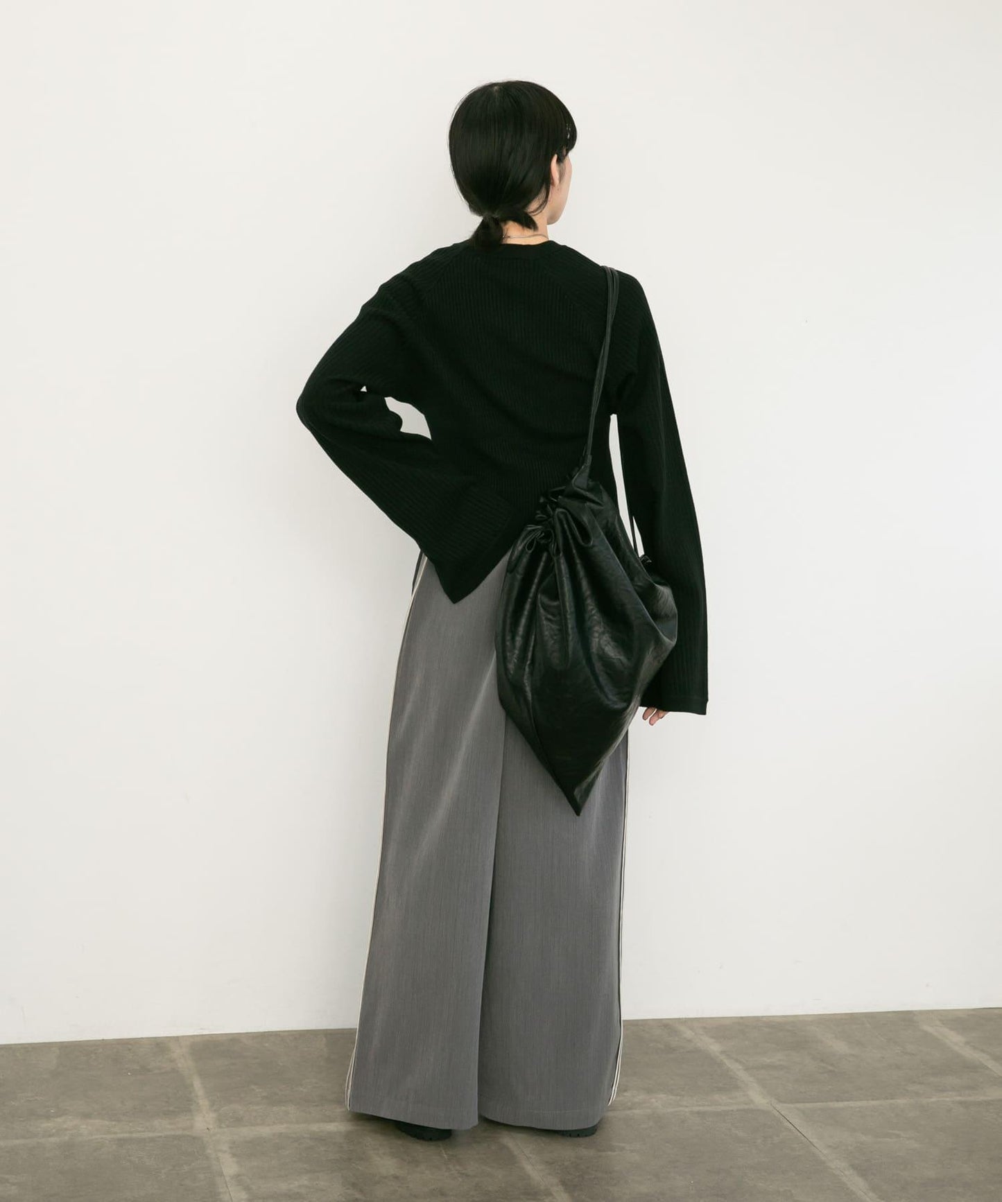 鏤空設計針織衫