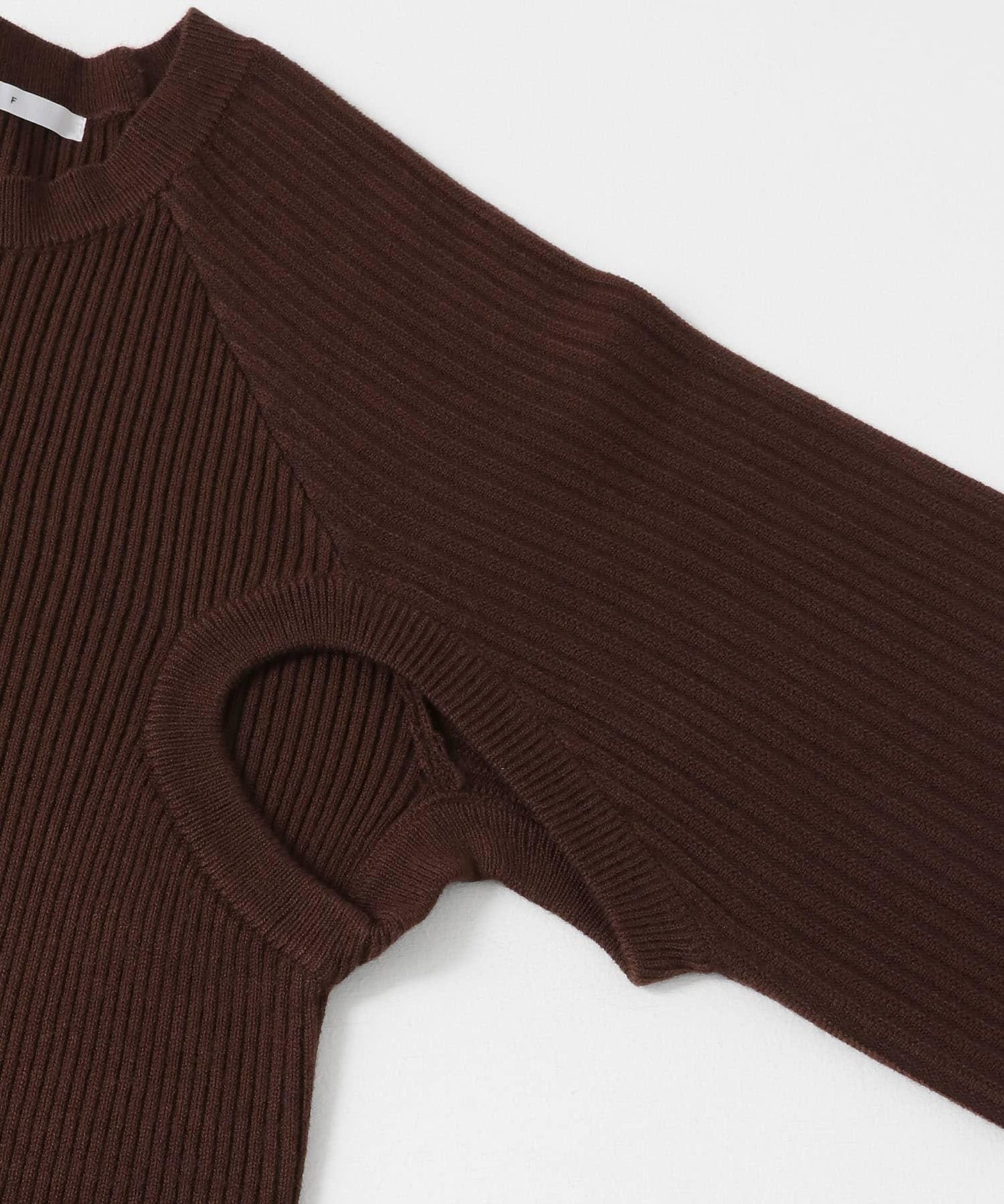 鏤空設計針織衫