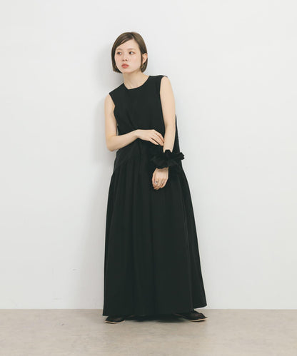 無袖抽繩連衣裙