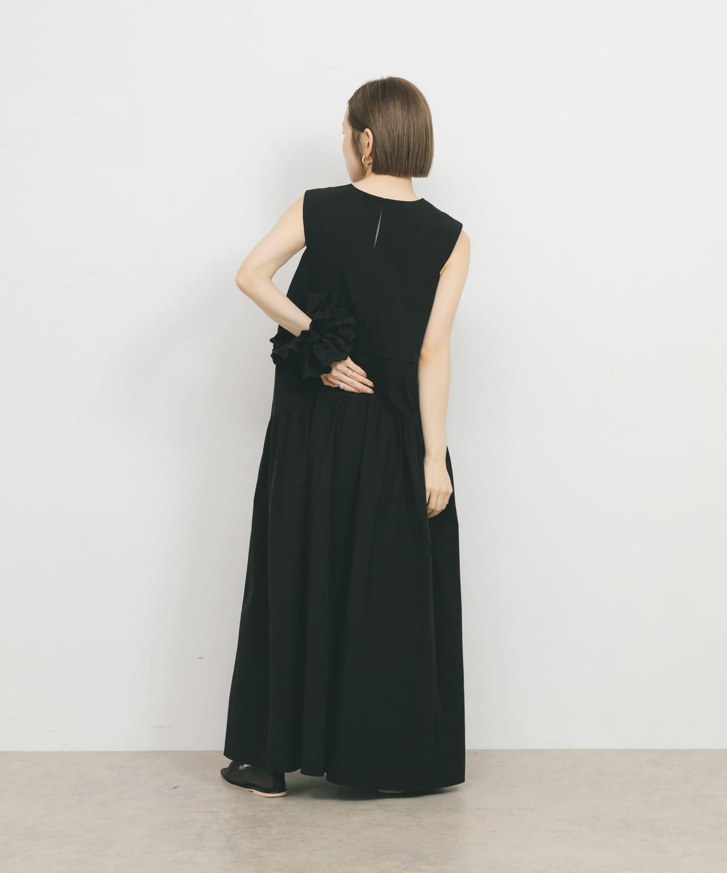 無袖抽繩連衣裙