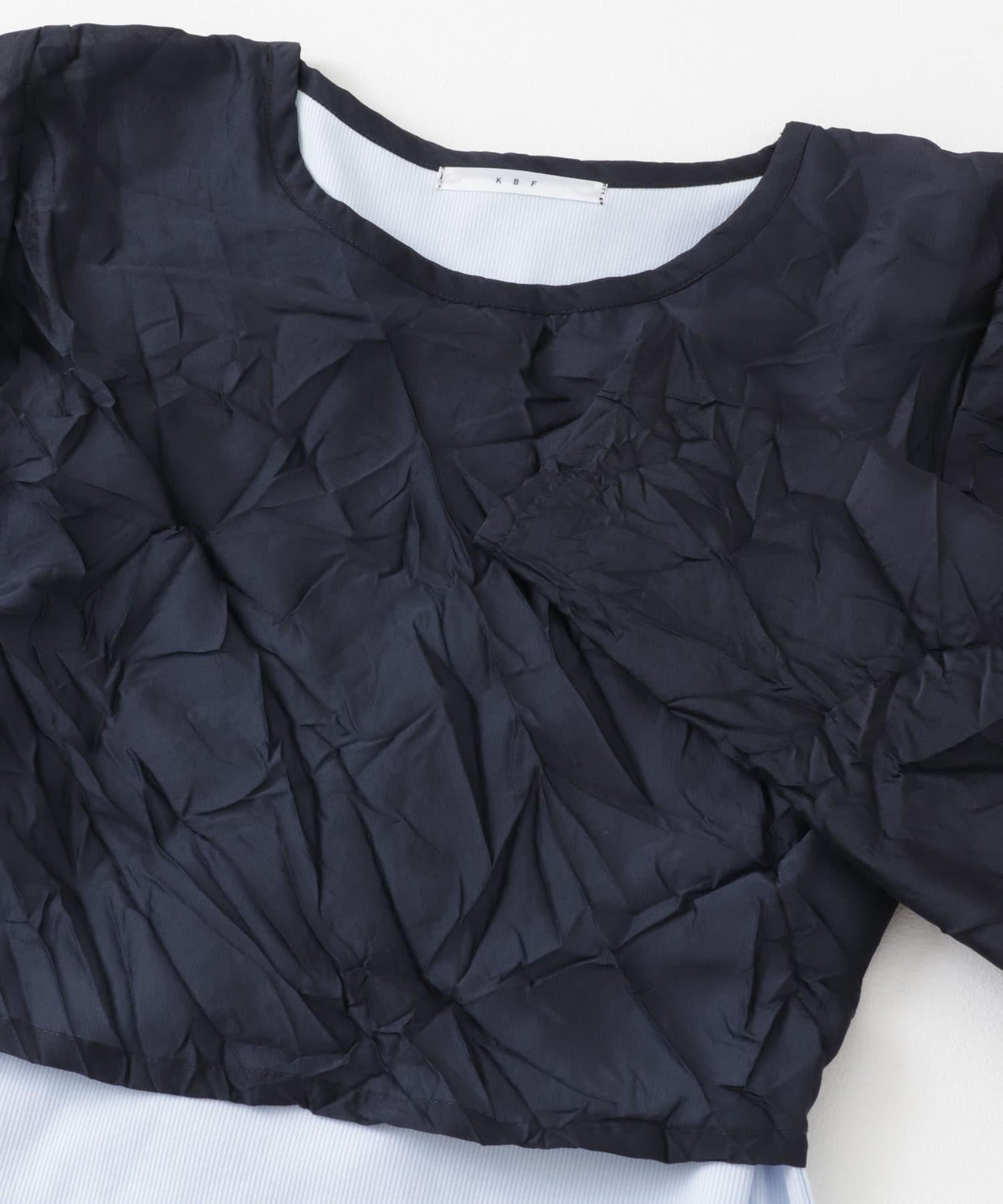 層疊褶皺長袖T恤