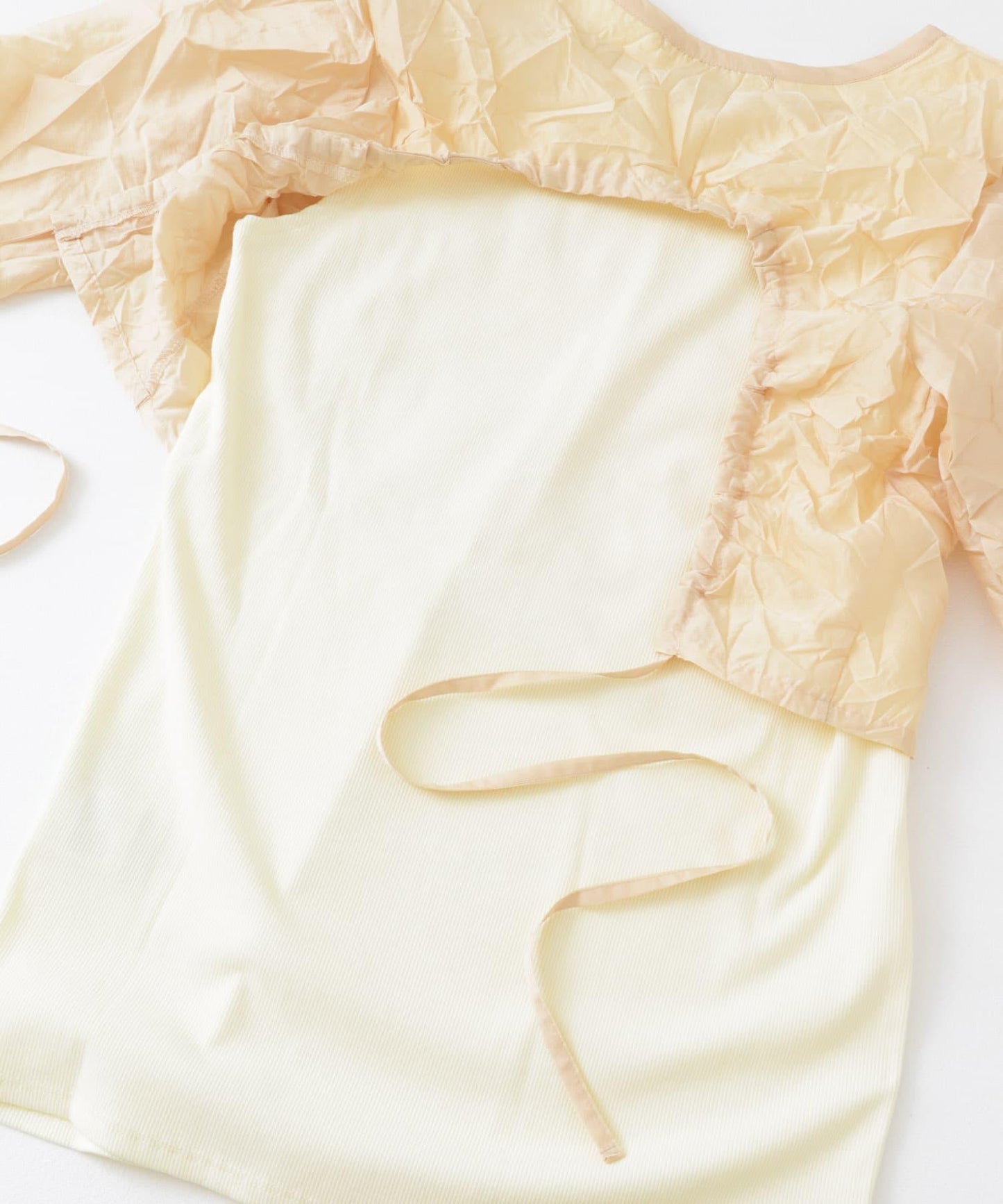 層疊褶皺長袖T恤