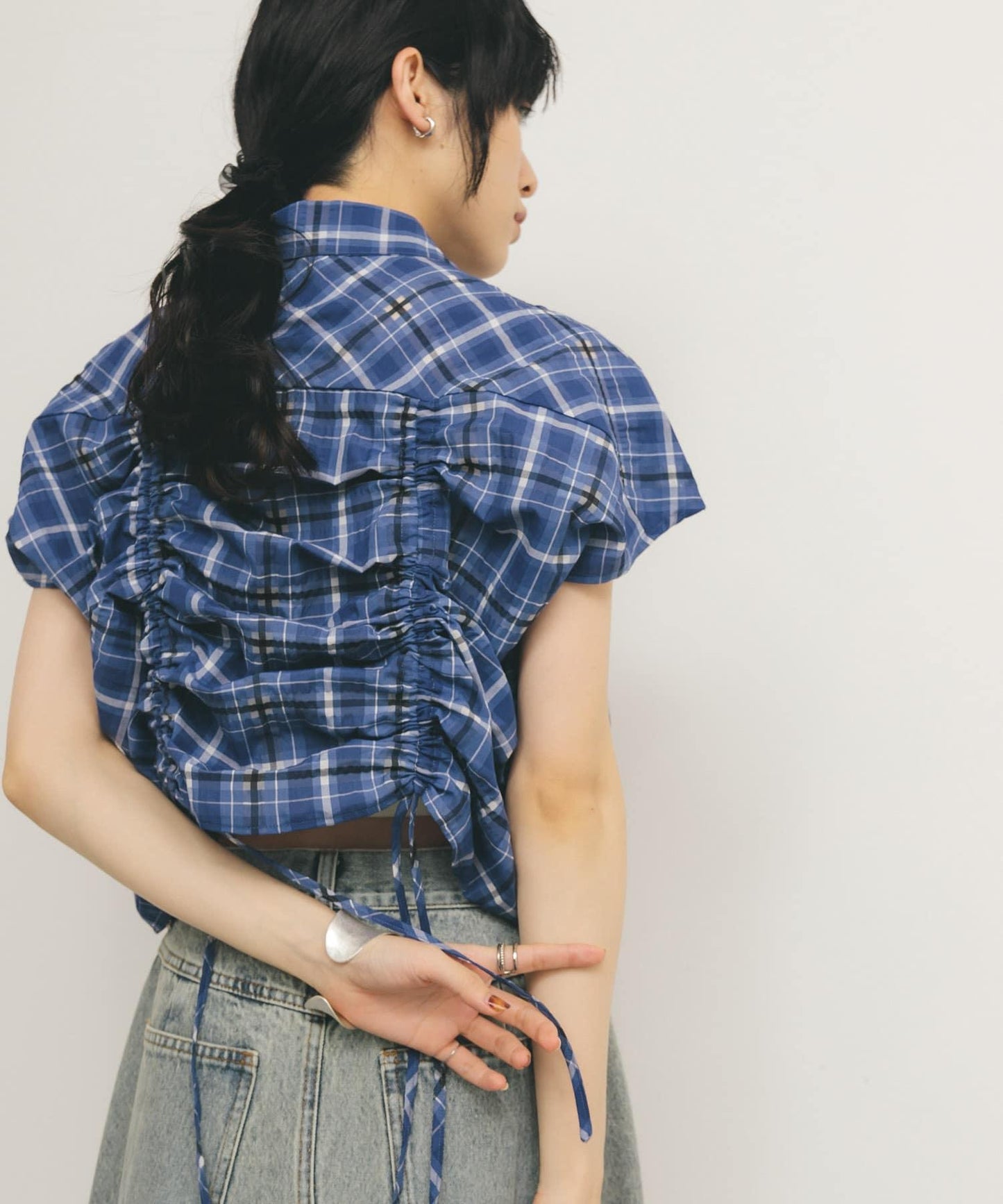 抽繩透視格紋襯衫