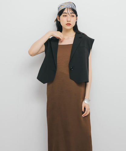 緞面吊帶連衣裙