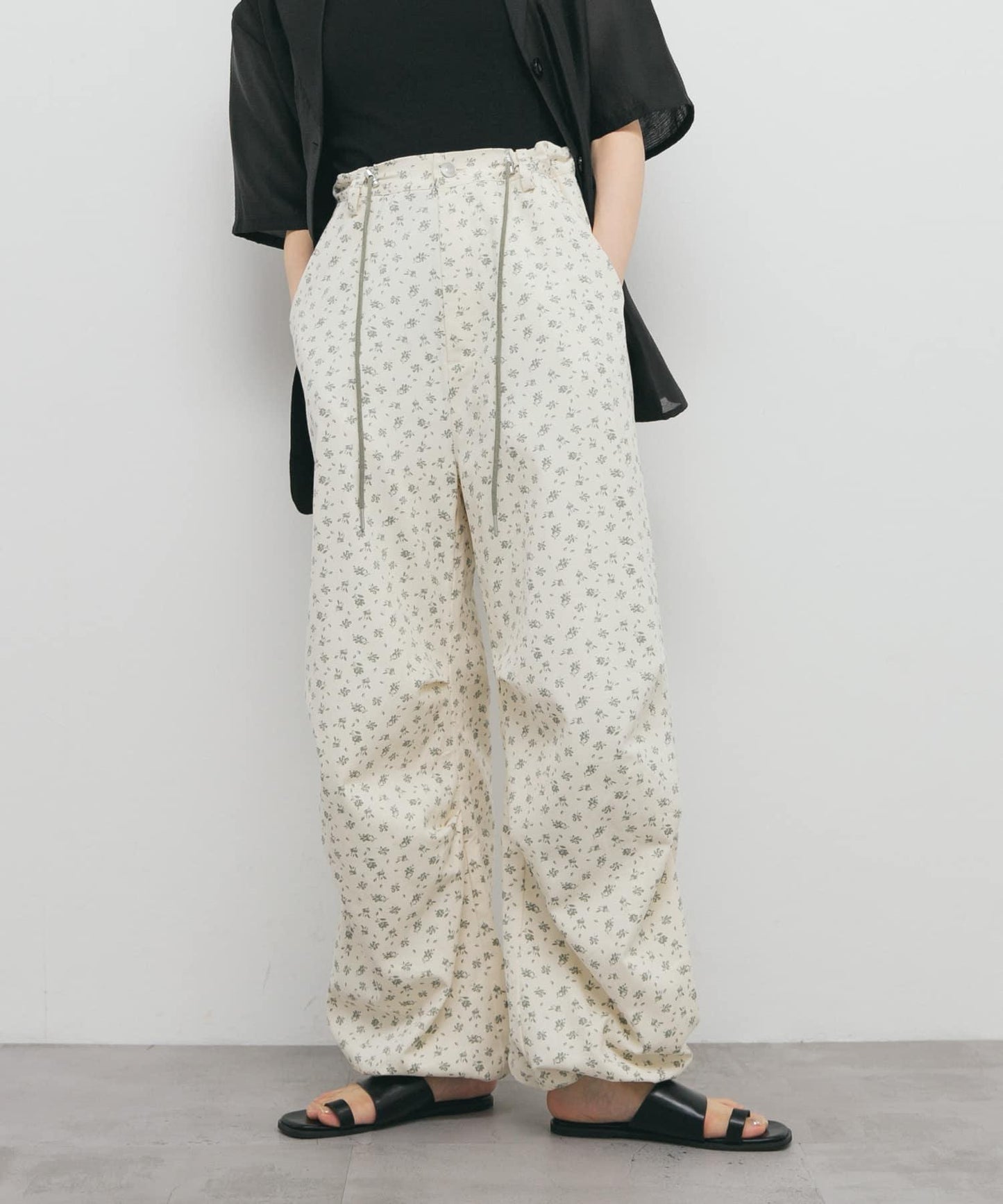 花卉印花抽繩褲