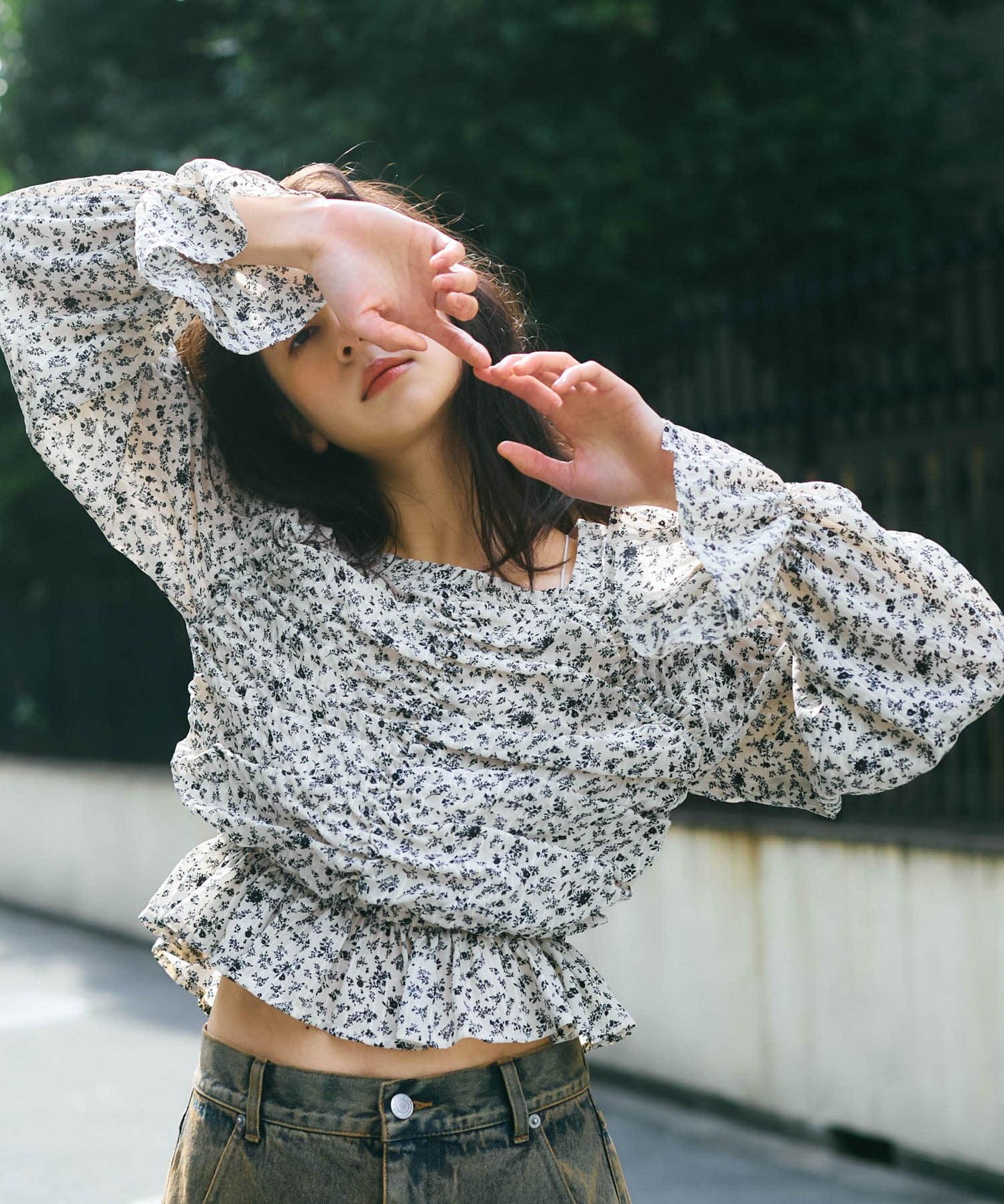 花卉印花吊帶背心上衣