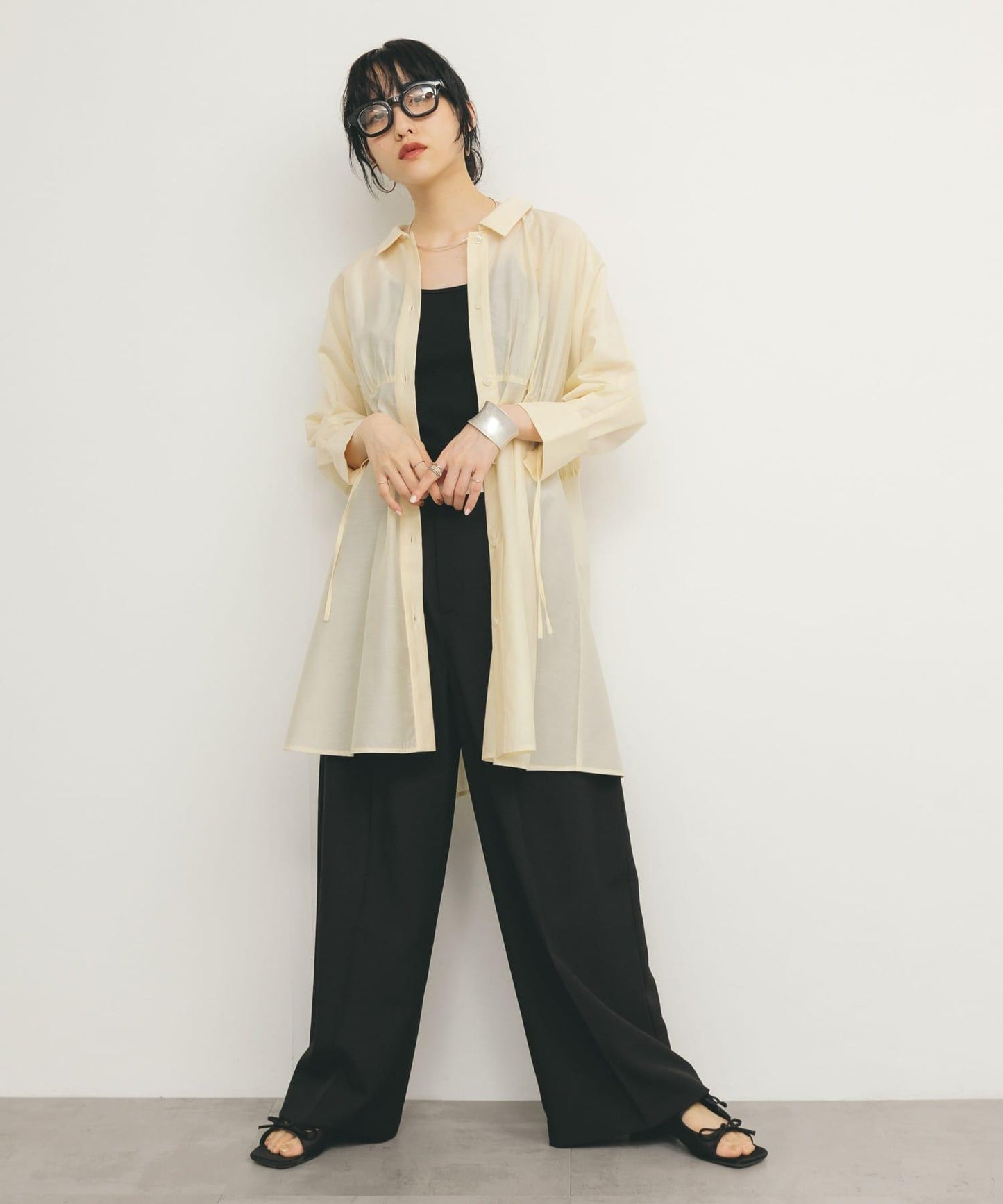 曲線褶皺迷你連衣裙