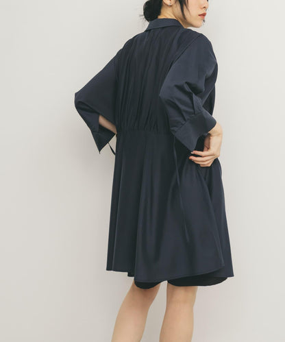 曲線褶皺迷你連衣裙