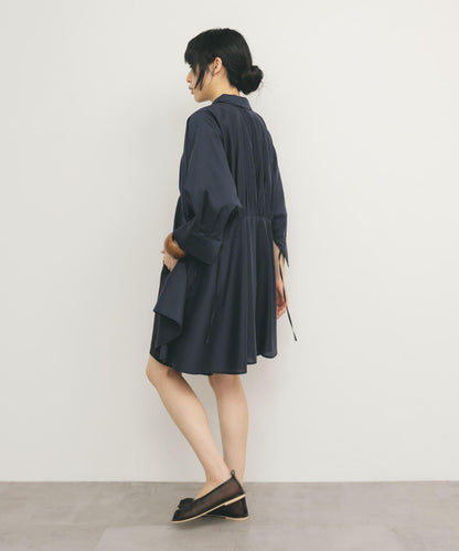 曲線褶皺迷你連衣裙