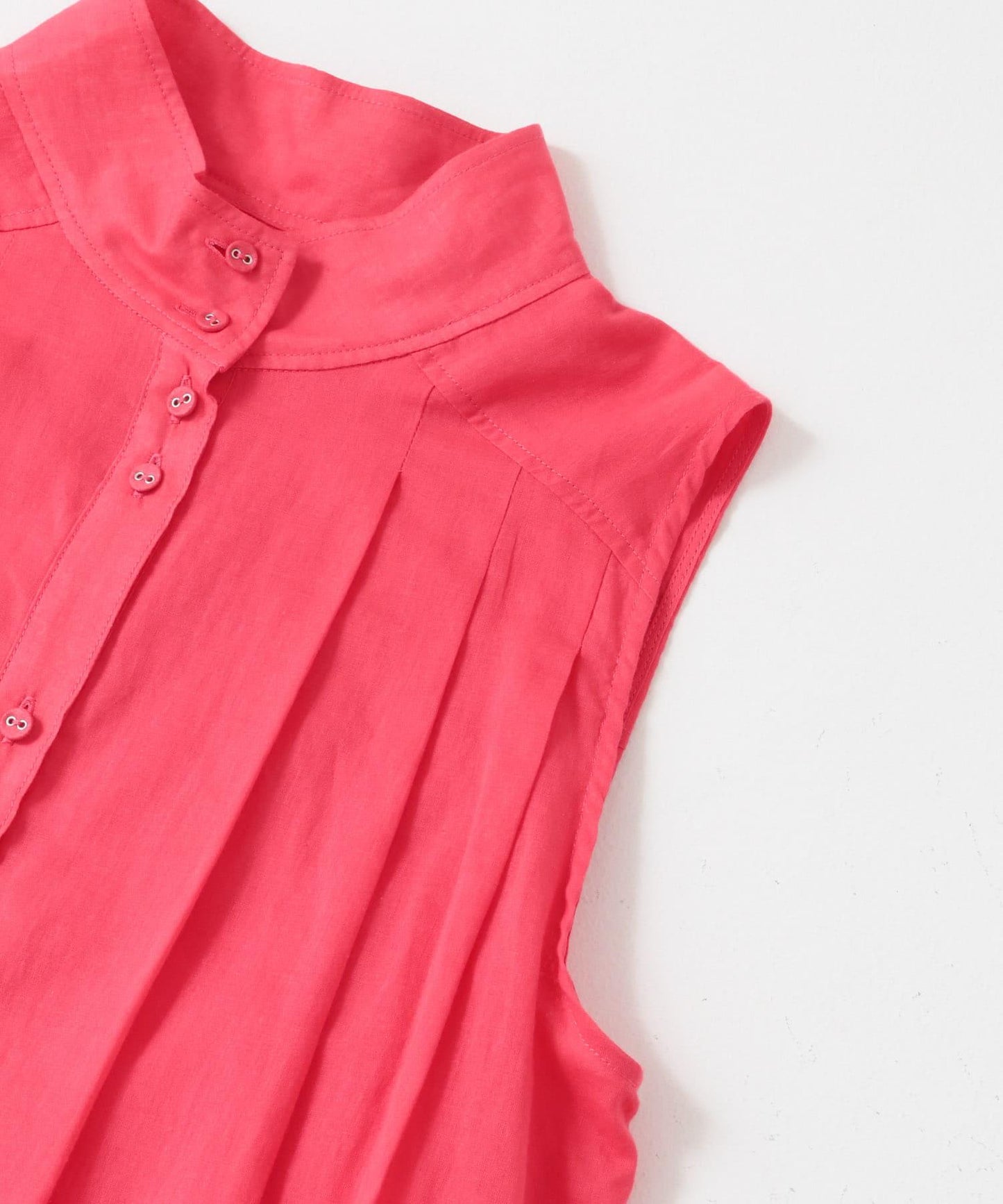 無袖褶皺百褶連衣裙