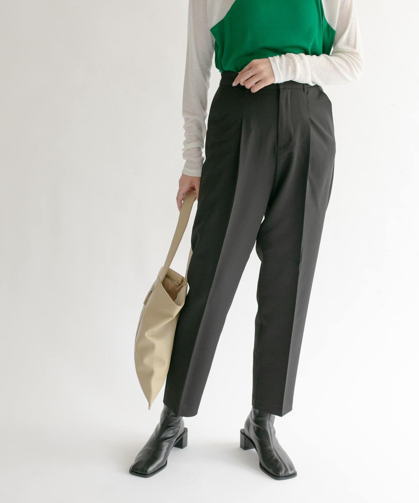 illi 單褶修身錐形褲