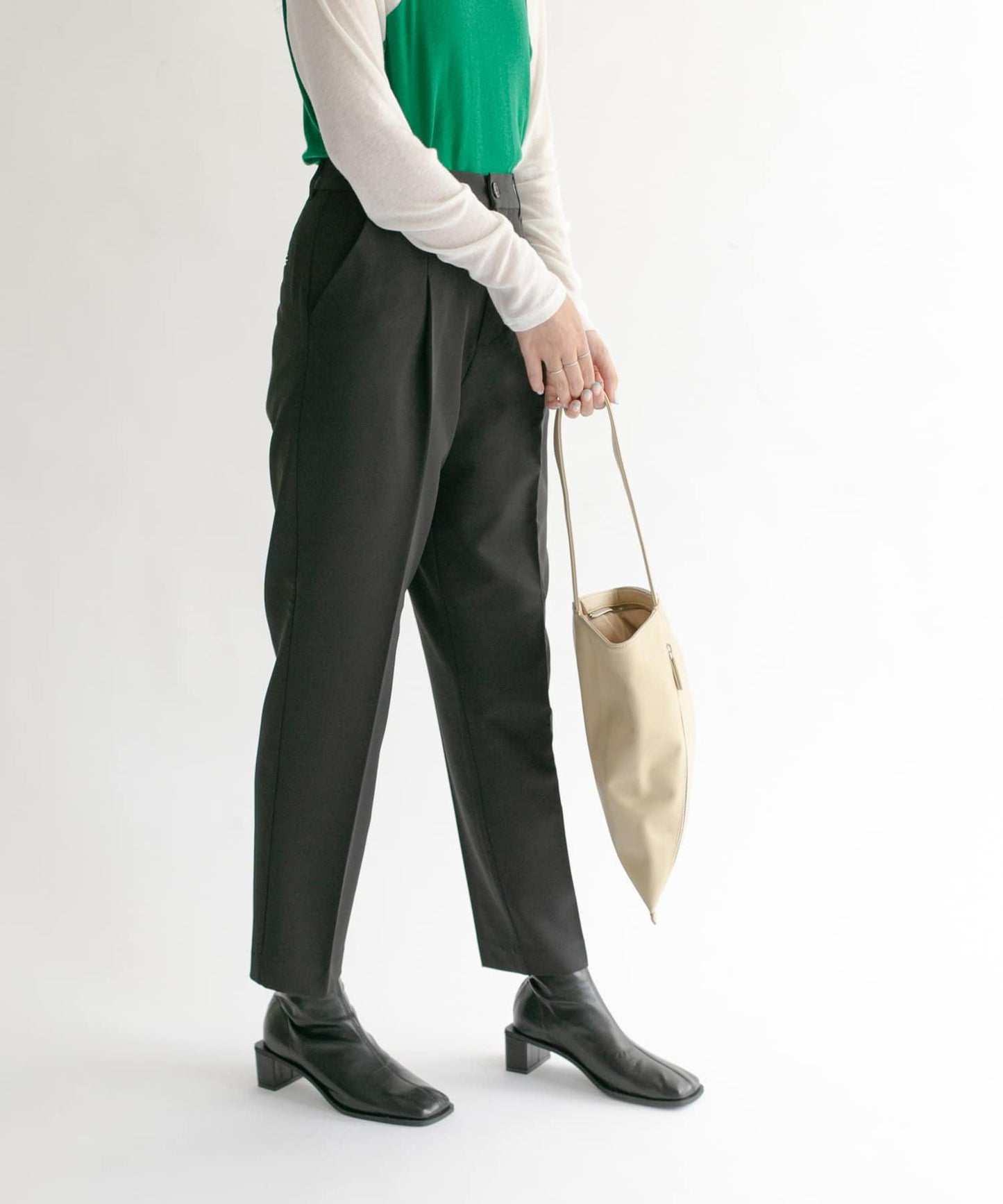 illi 單褶修身錐形褲