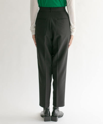 illi 單褶修身錐形褲