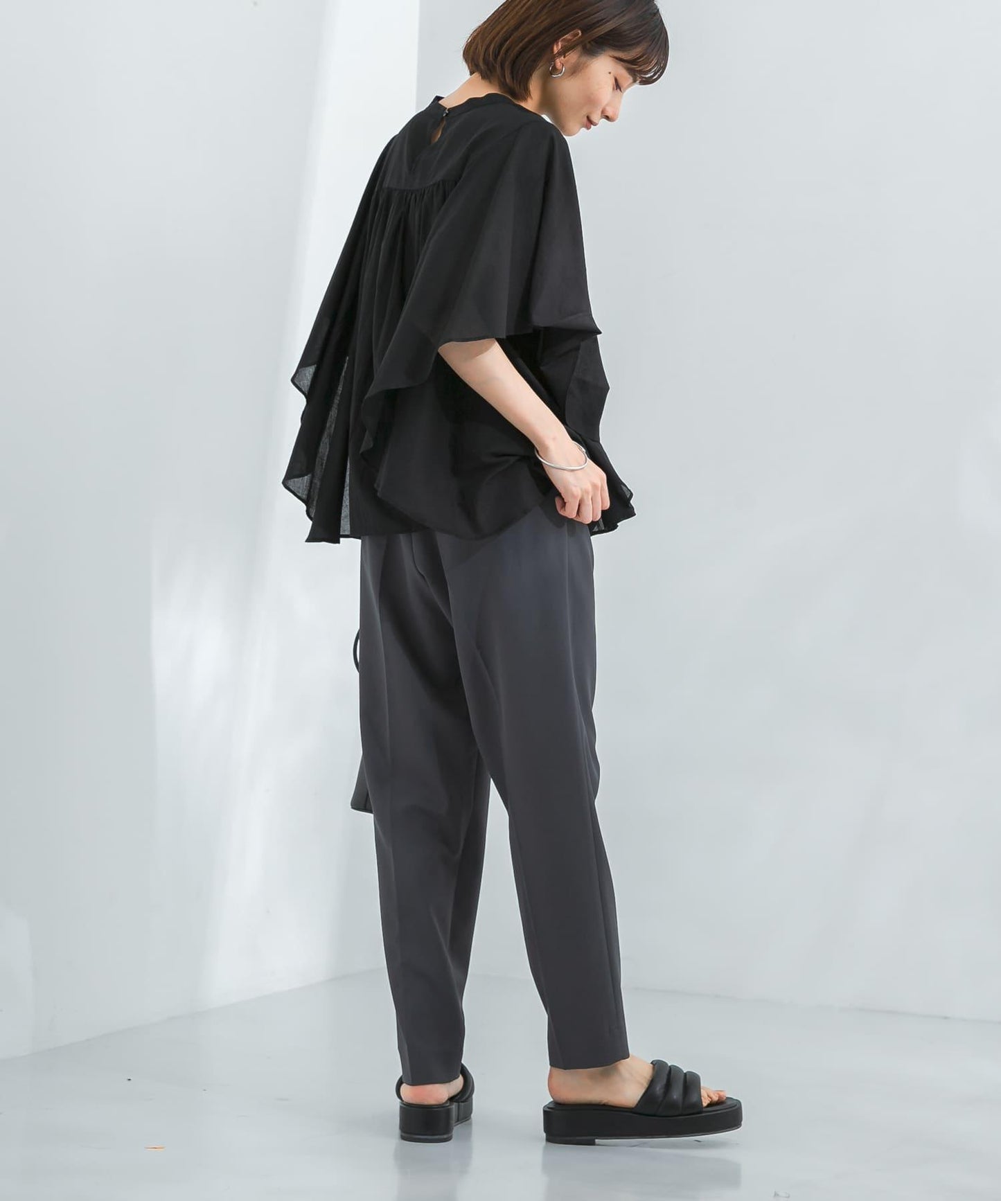 illi 單褶修身錐形褲