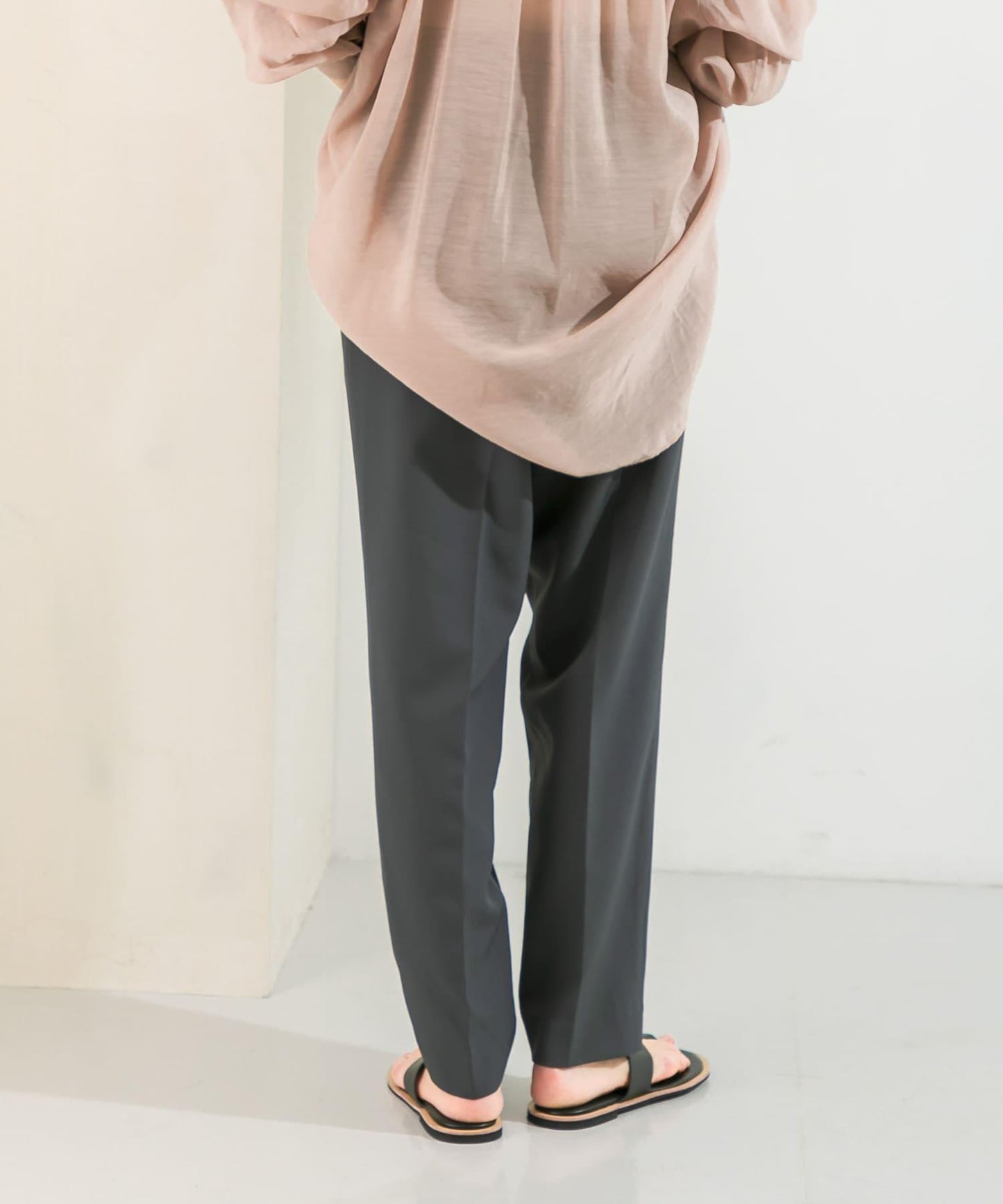 illi 單褶修身錐形褲