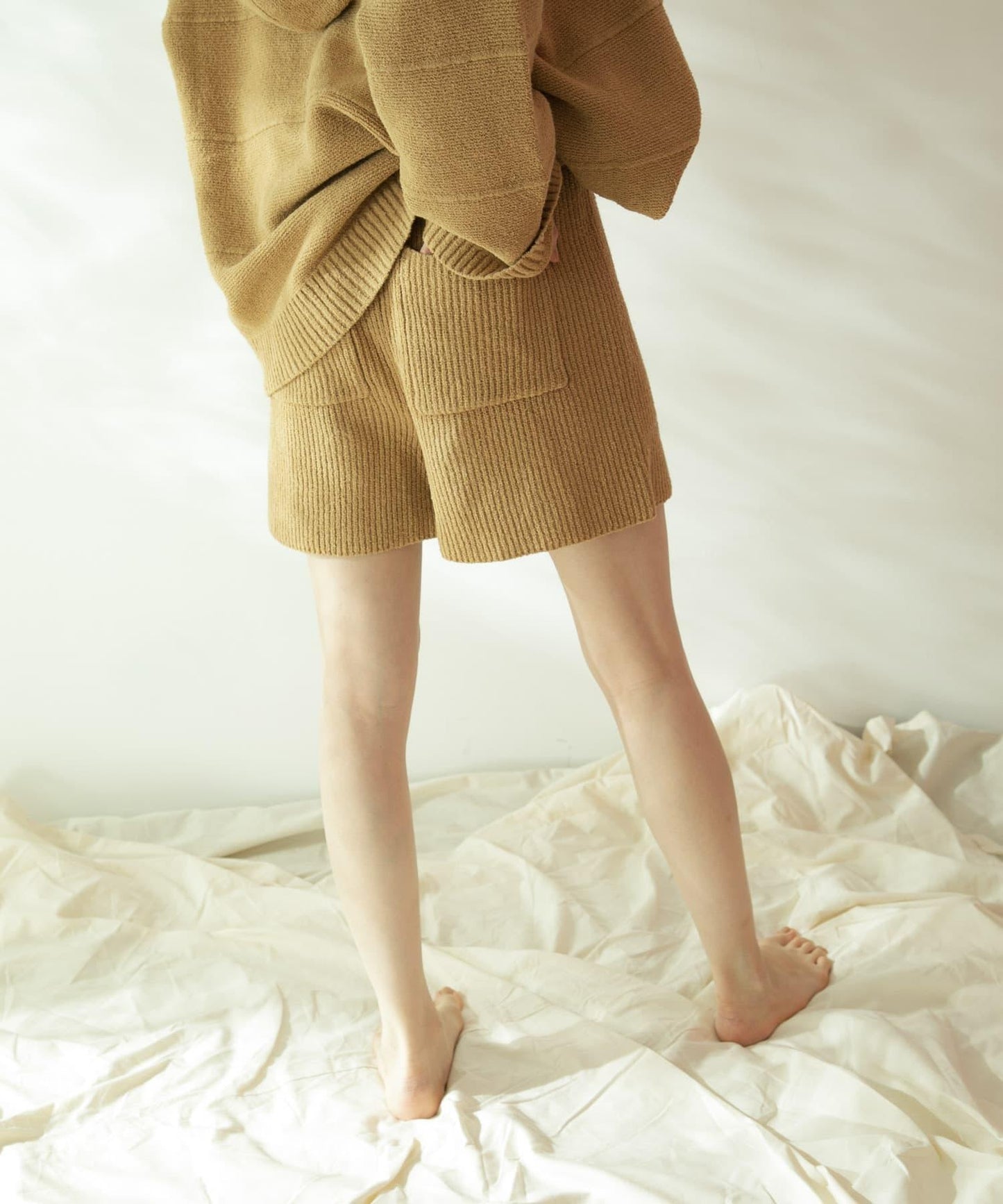 捲曲紗線針織短褲