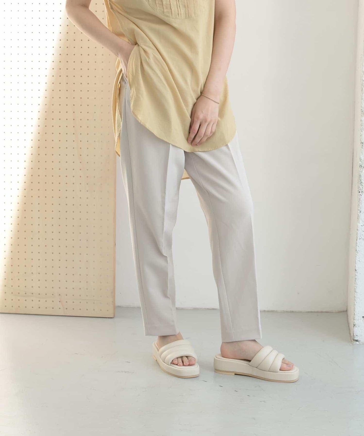 illi 單褶修身錐形褲