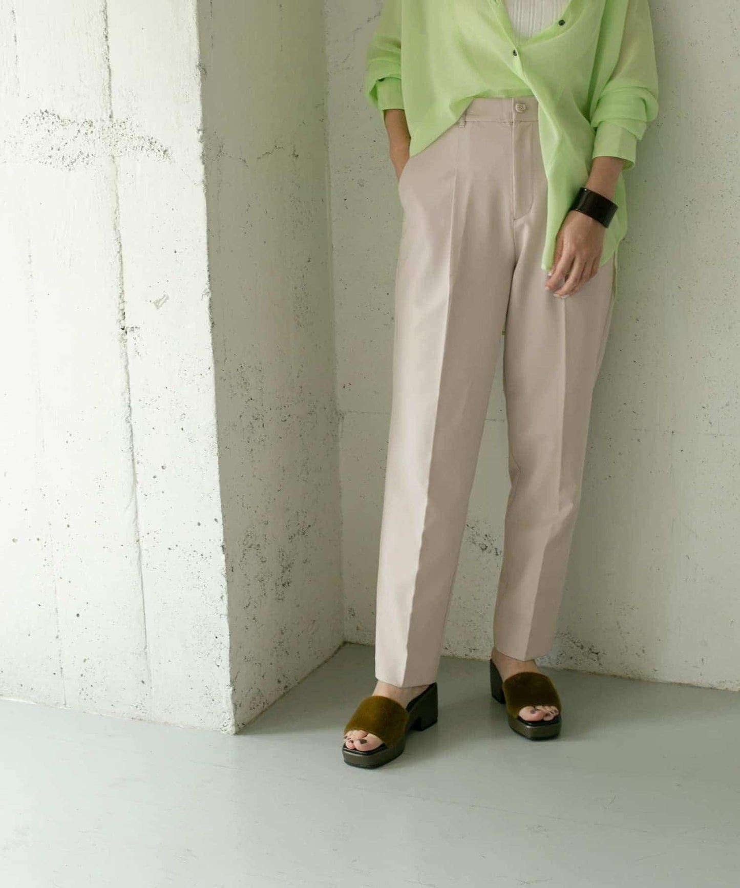 illi 單褶修身錐形褲