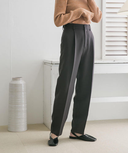 illi 單褶中線西裝褲