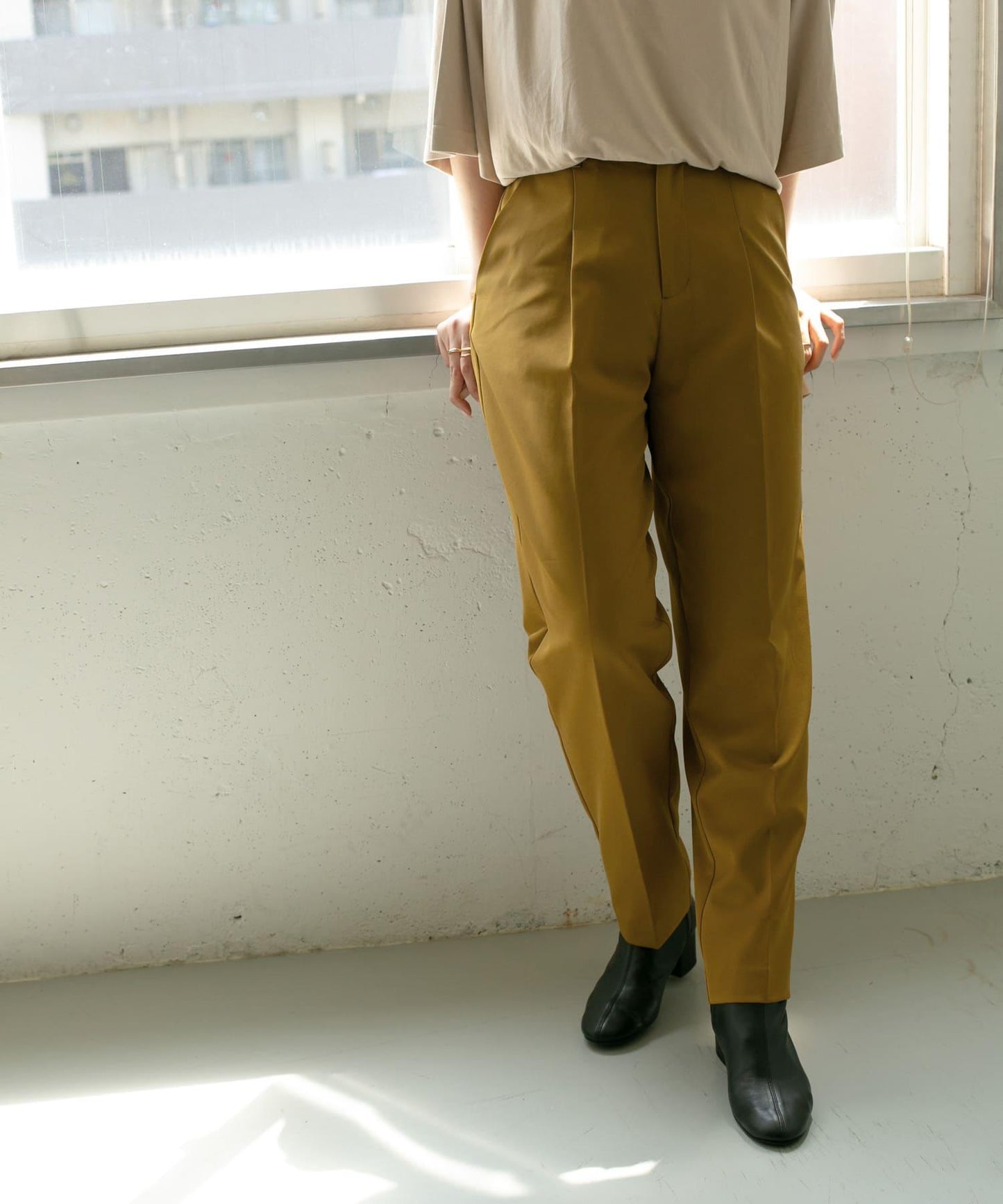 illi 單褶修身錐形褲