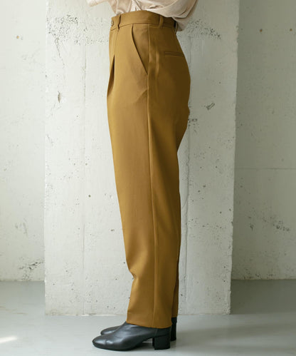 illi 單褶修身錐形褲