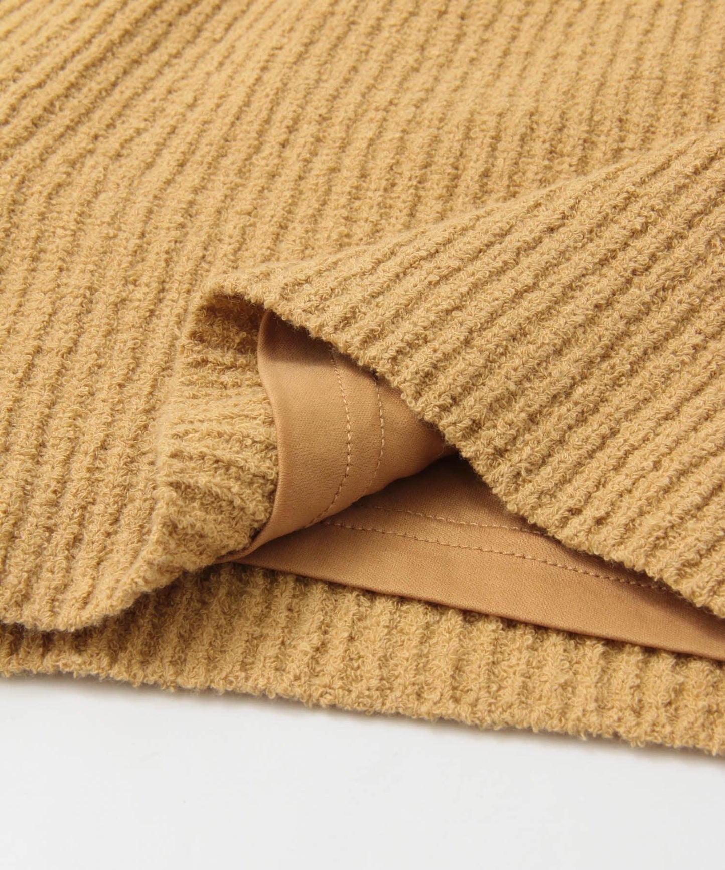 捲曲紗線針織短褲