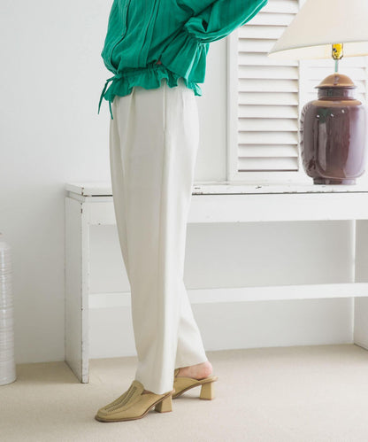 illi 單褶中線西裝褲