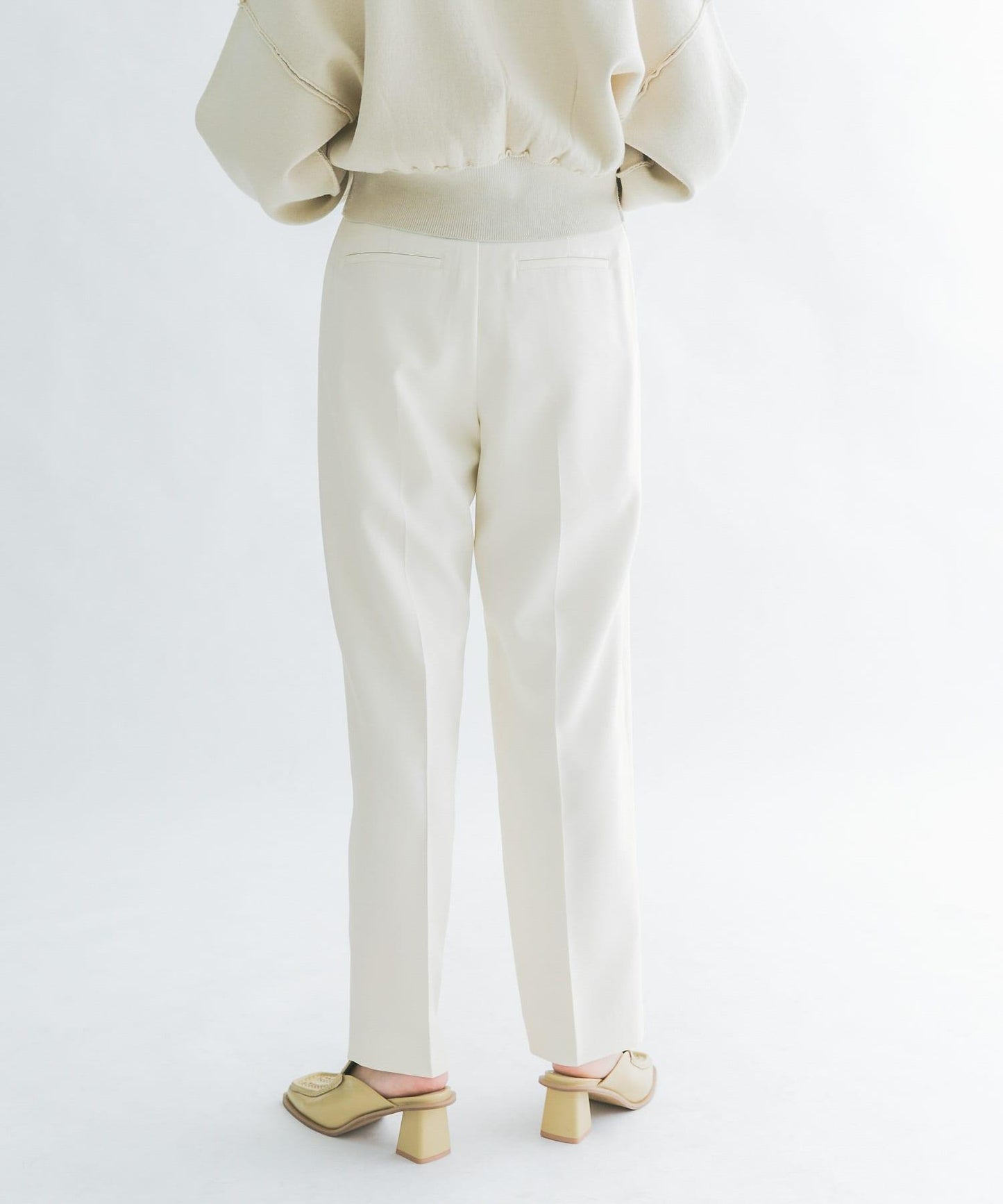 illi 單褶中線西裝褲