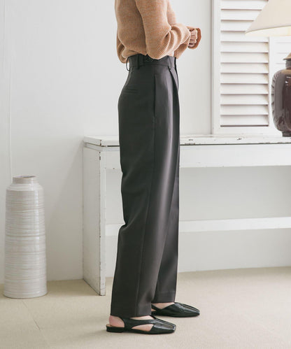 illi 單褶中線西裝褲