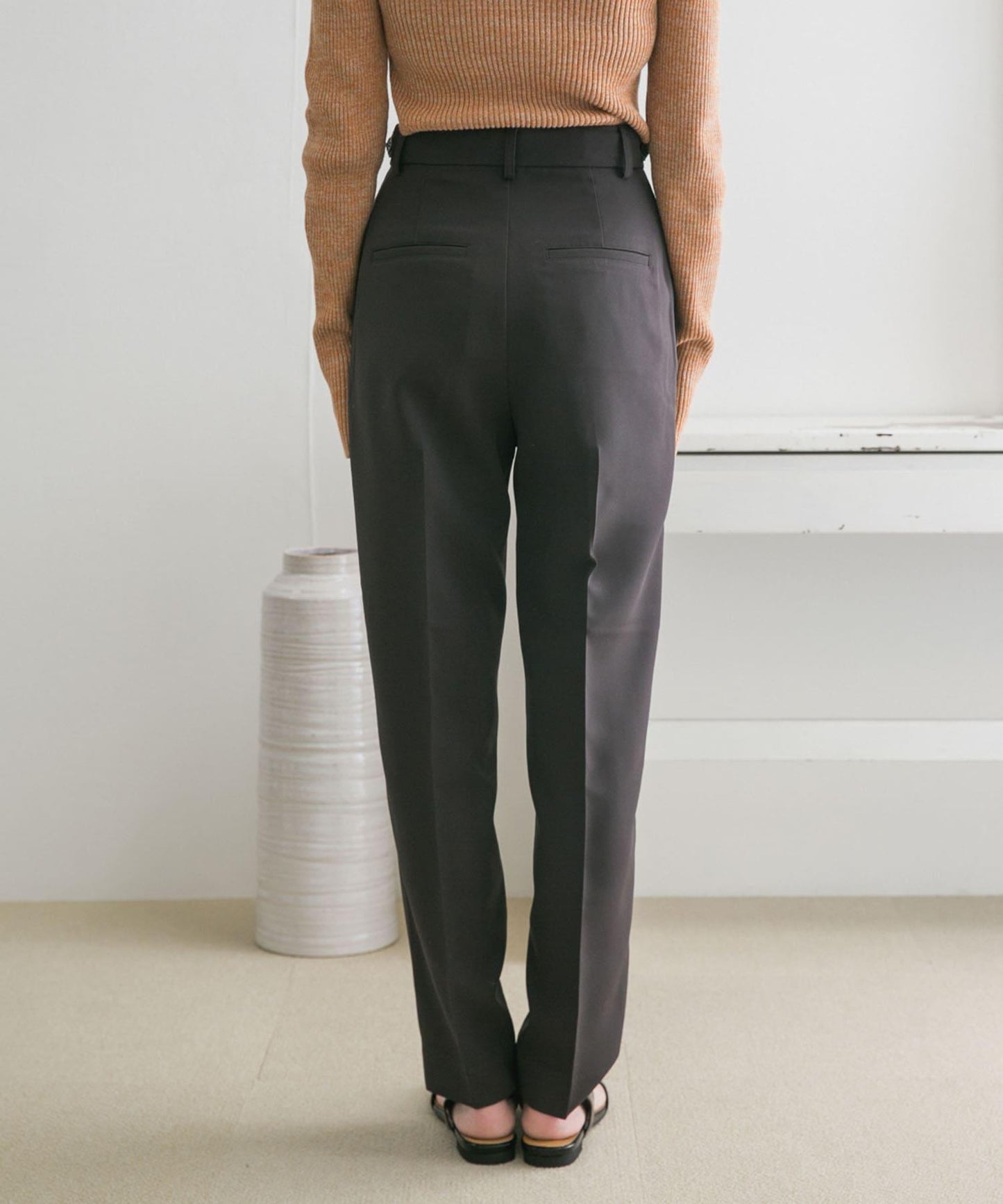 illi 單褶中線西裝褲