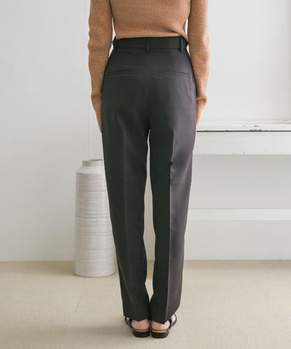 illi 單褶中線西裝褲