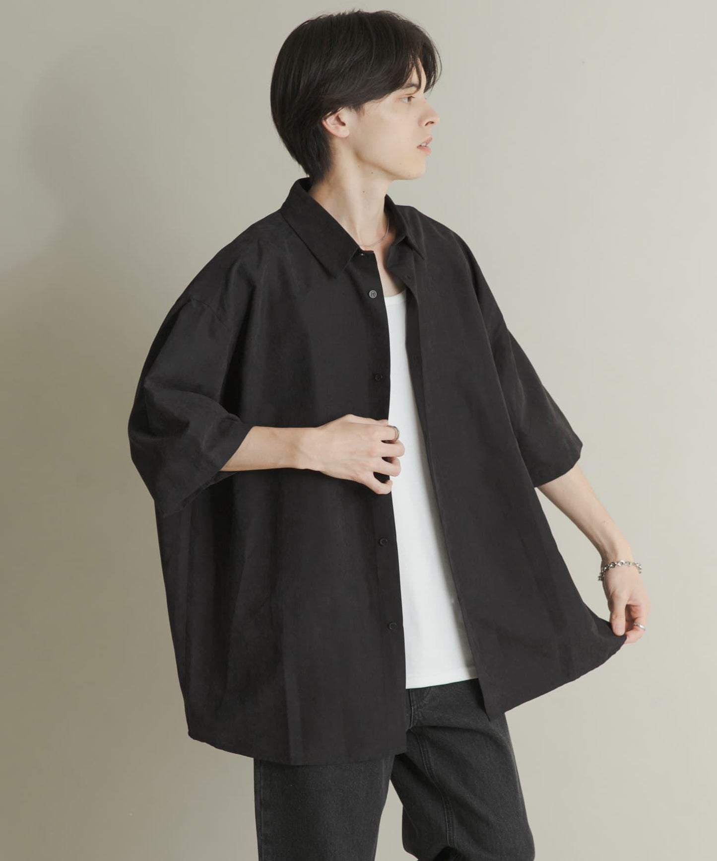 超寬鬆桃色緞面短袖襯衫