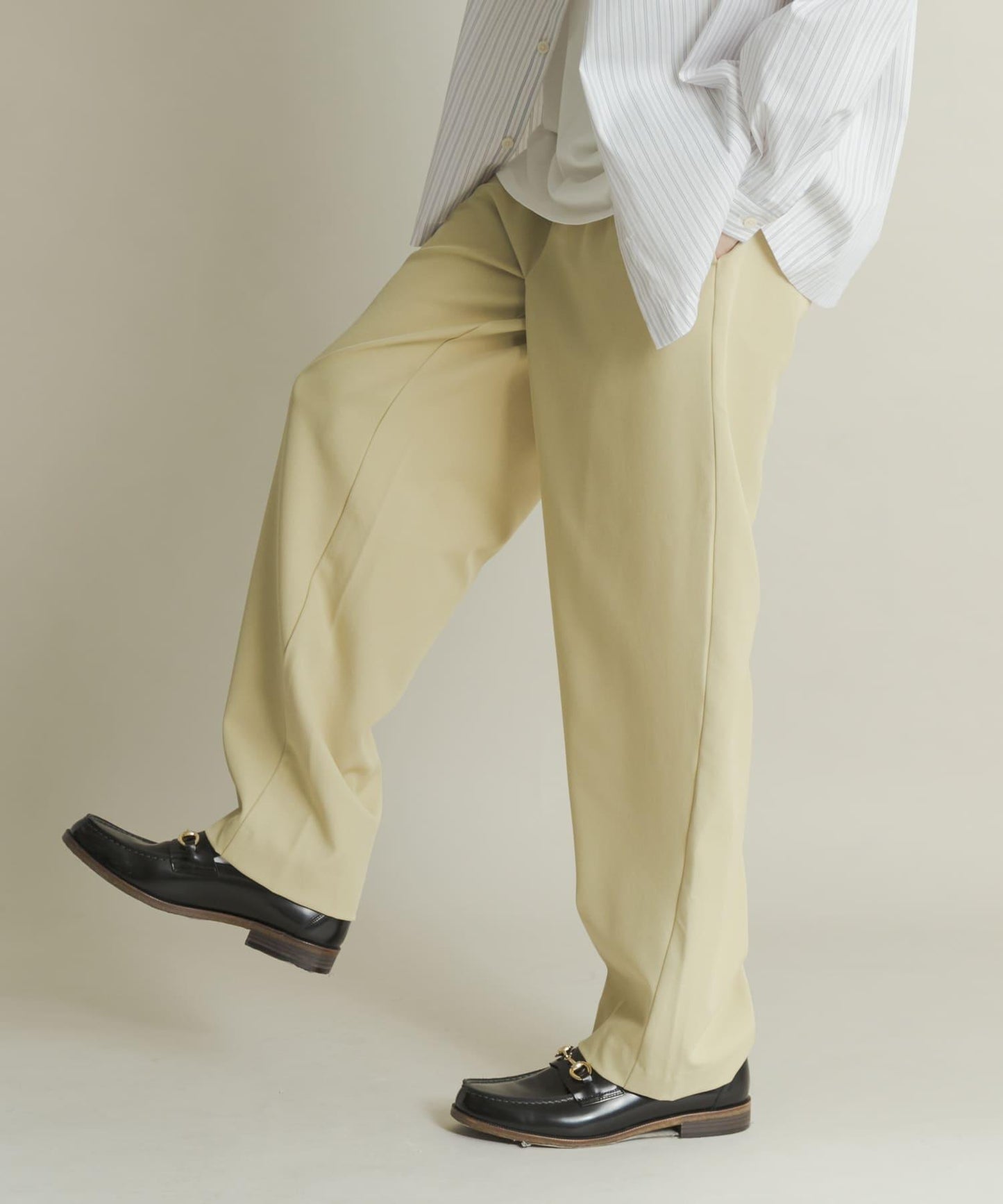 桶型直筒無褶西裝褲