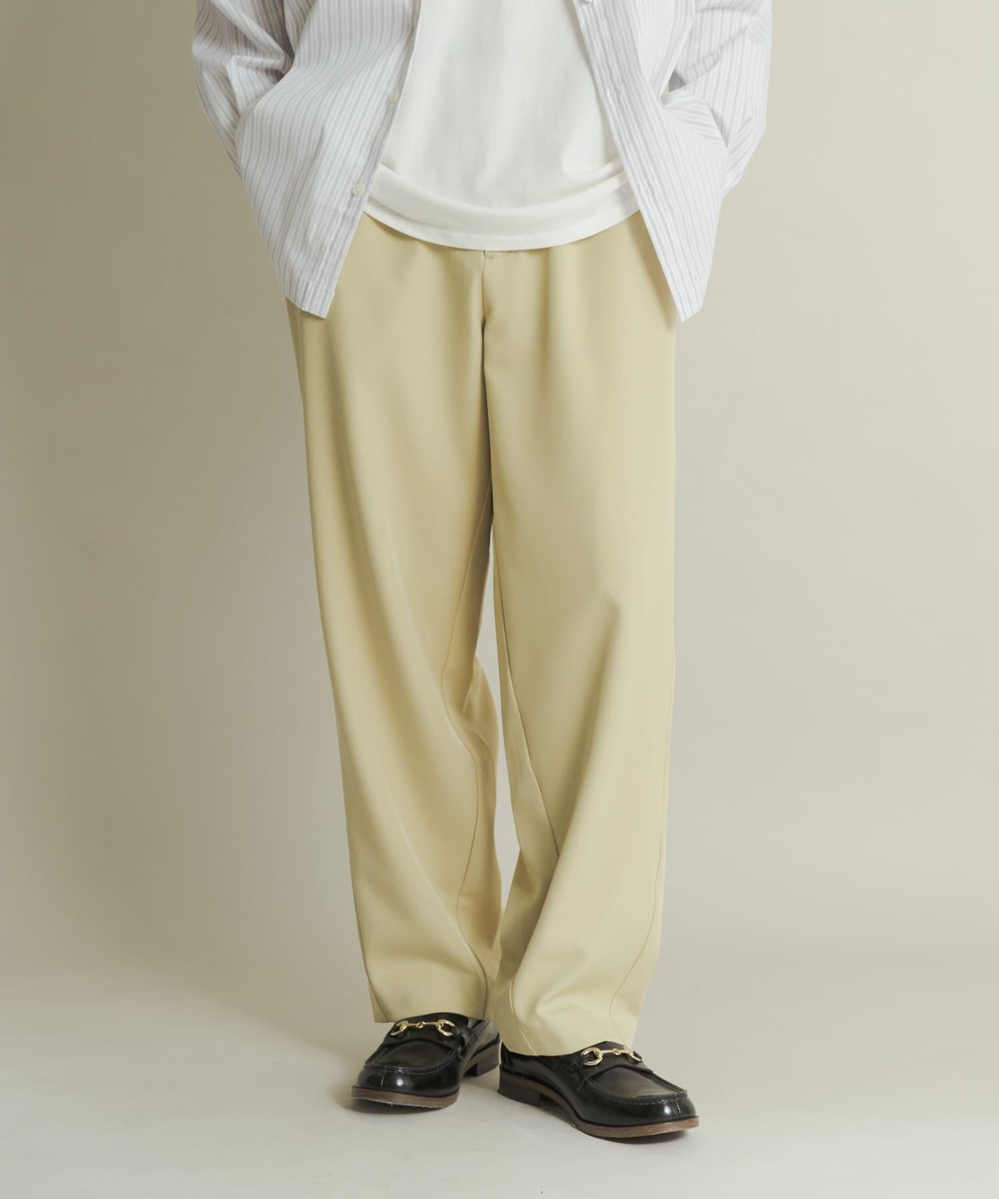 桶型直筒無褶西裝褲