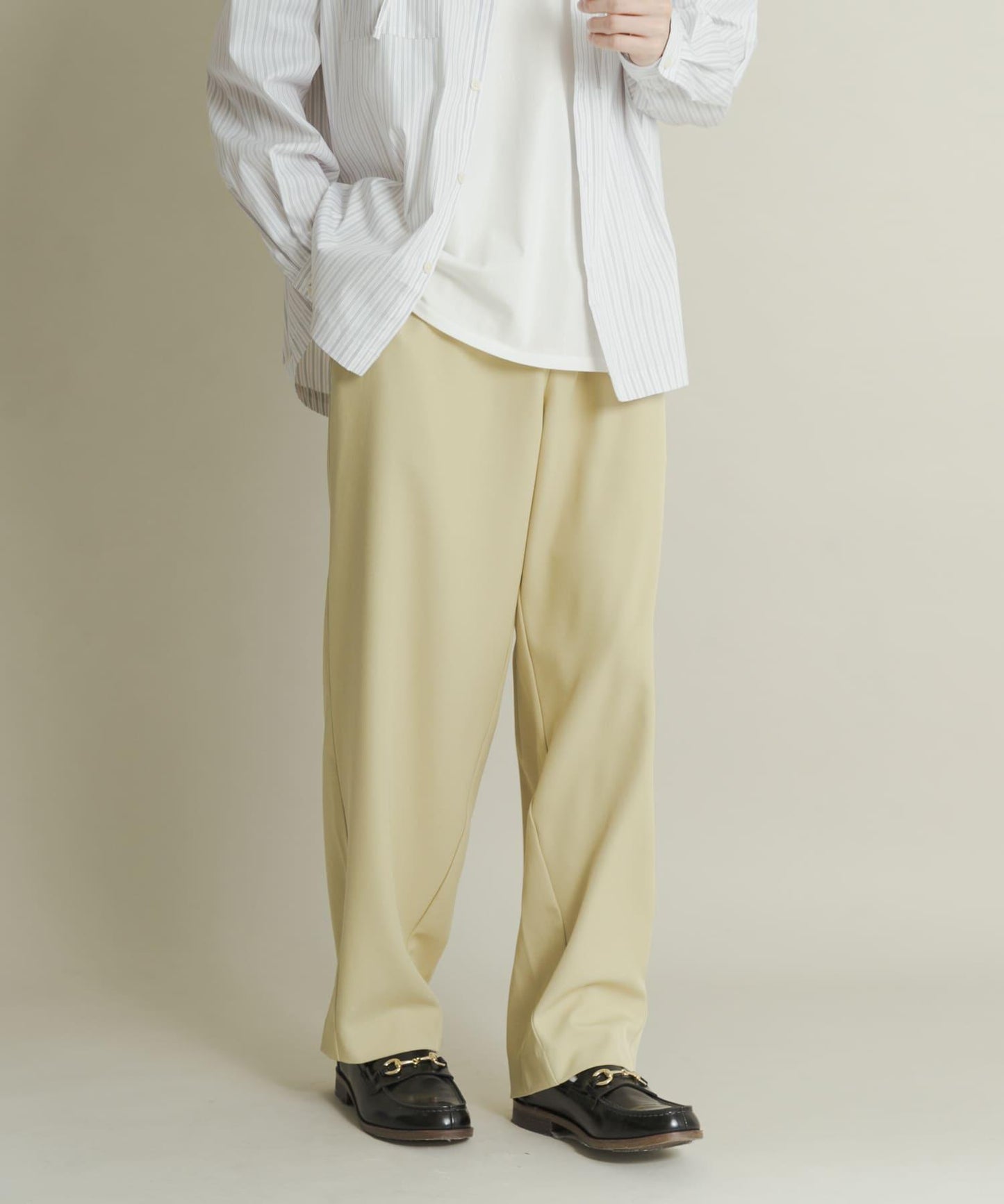 桶型直筒無褶西裝褲