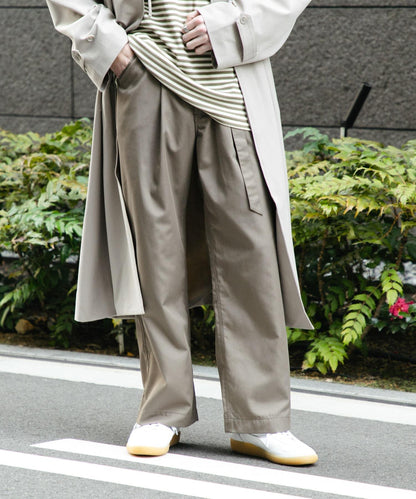 拼色系帶直筒褲