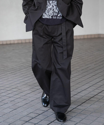 拼色系帶直筒褲