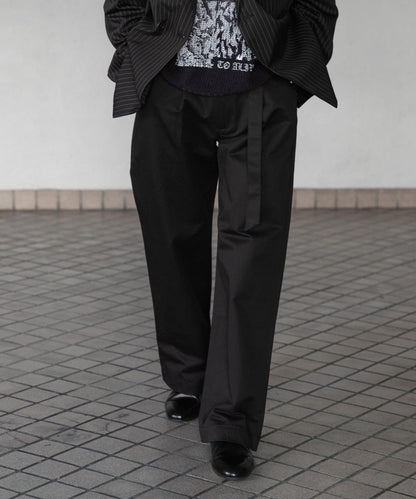 拼色系帶直筒褲