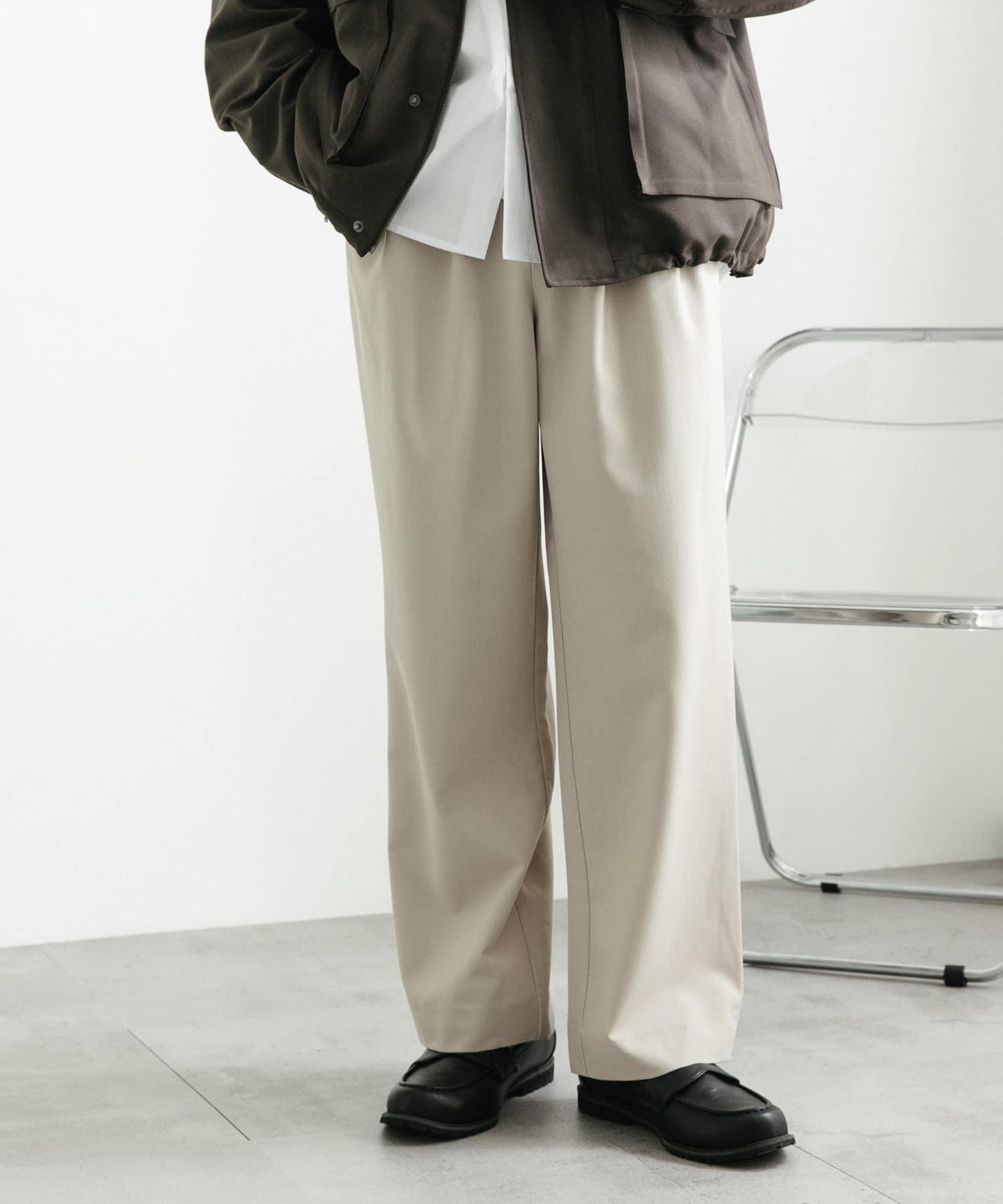 『イージーケア』雙褶寬鬆長褲