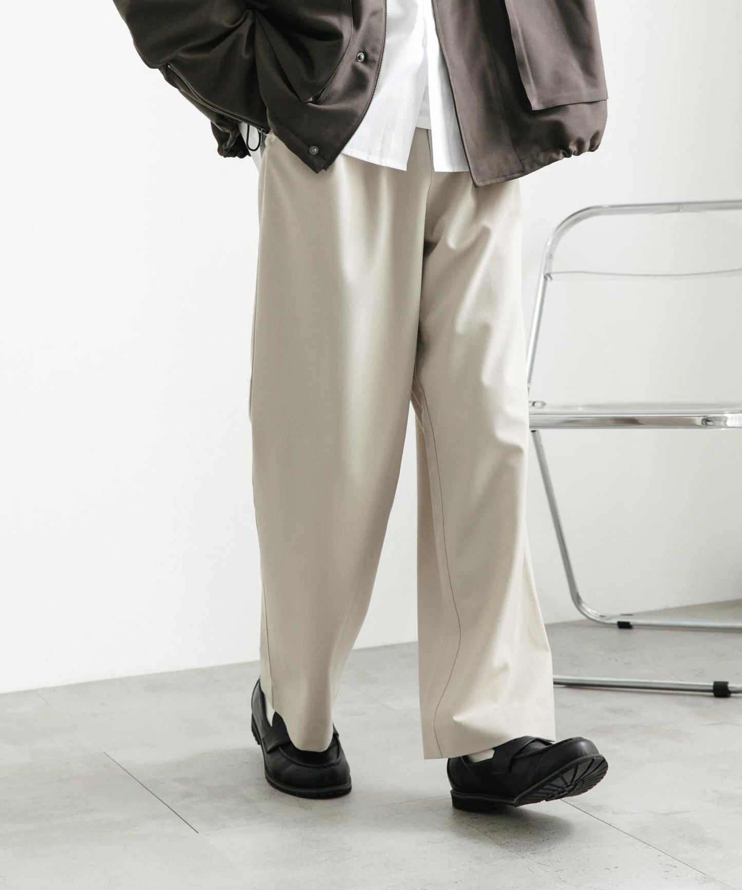 『イージーケア』雙褶寬鬆長褲