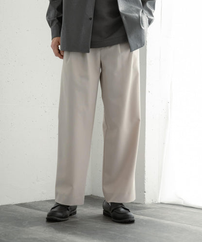 『イージーケア』雙褶寬鬆長褲