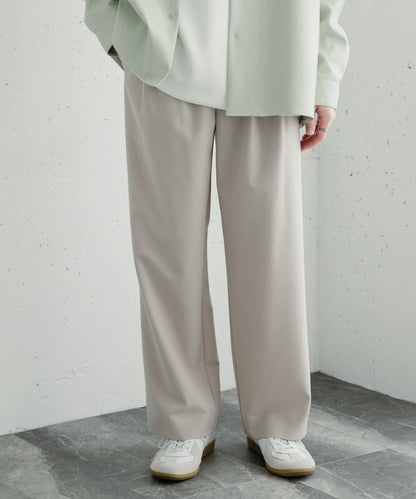 『イージーケア』雙褶寬鬆長褲